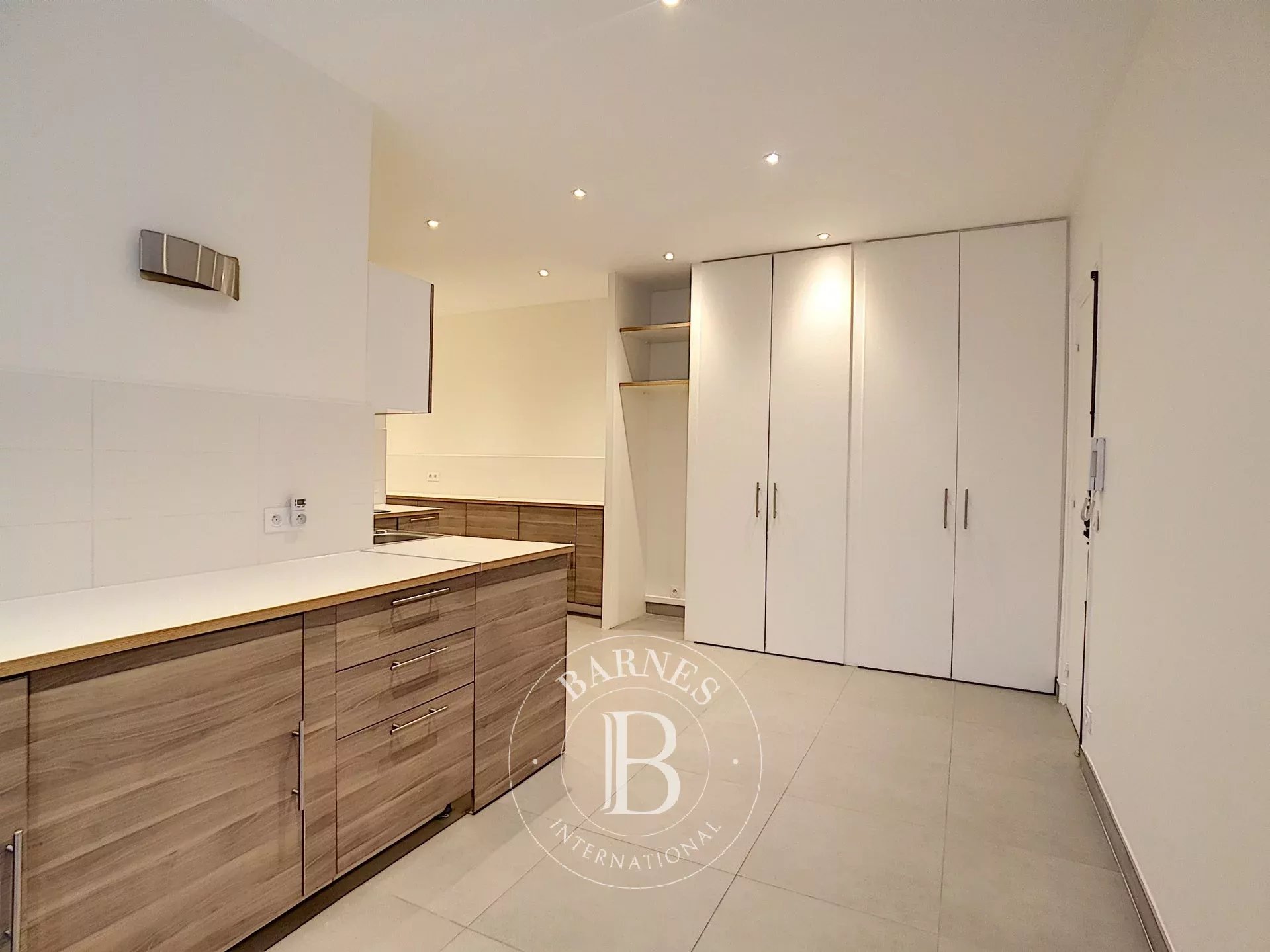 Daire Paris 17ème - picture 14