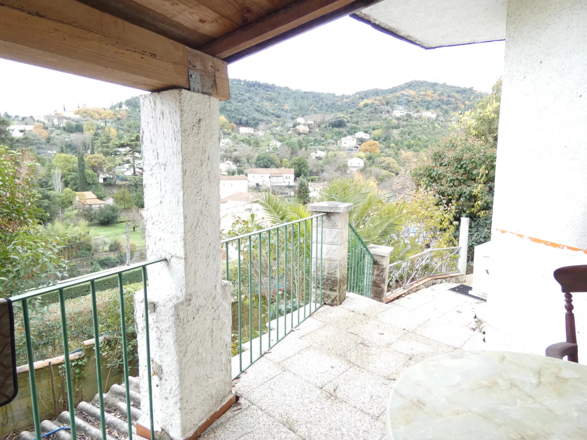 Alès, route de St Jean du Pin, type avec terrasse