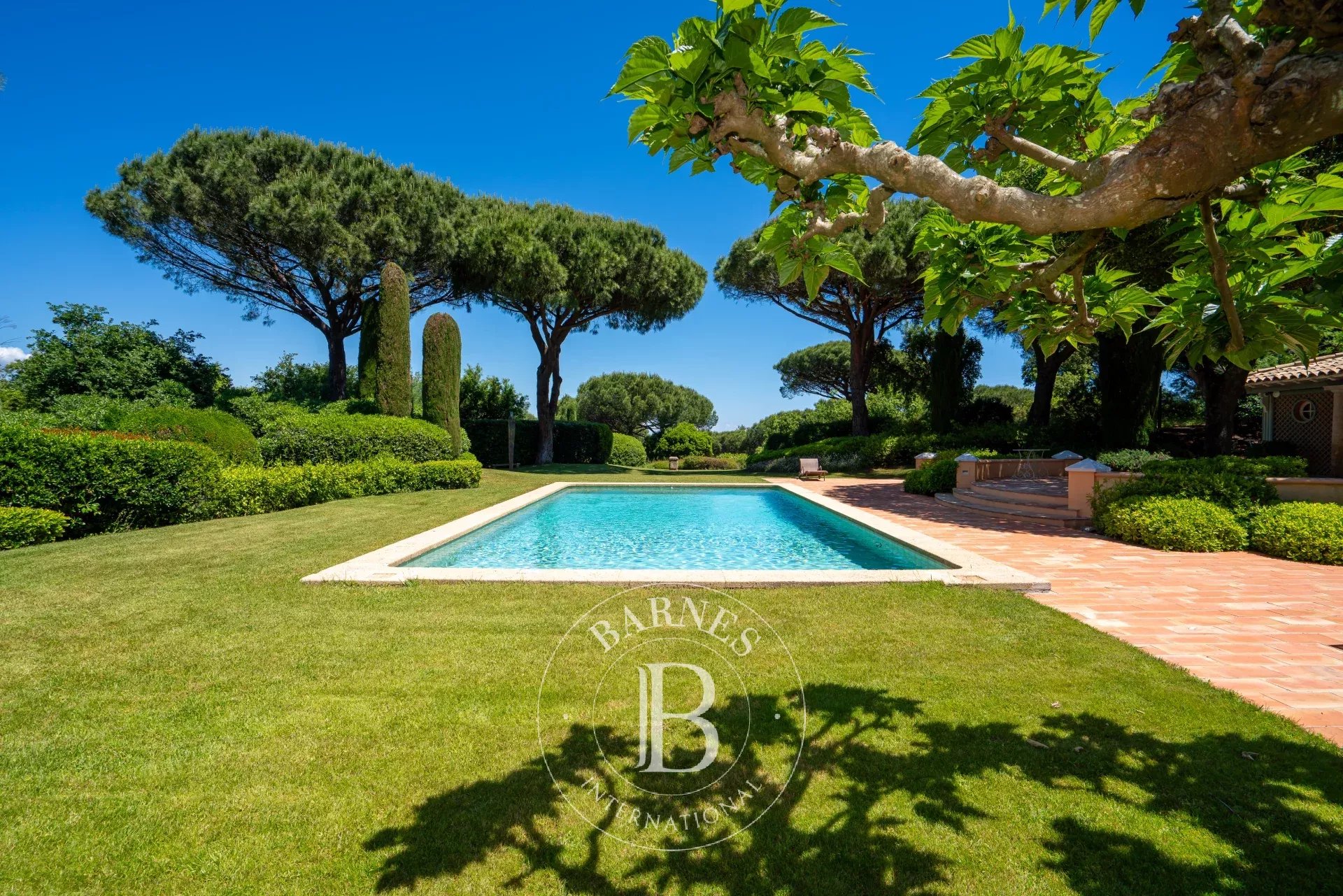 RAMATUELLE - CHARMING PROPERTY WITH 7 BEDROOMS AND SEA VIEW - picture 15 title=