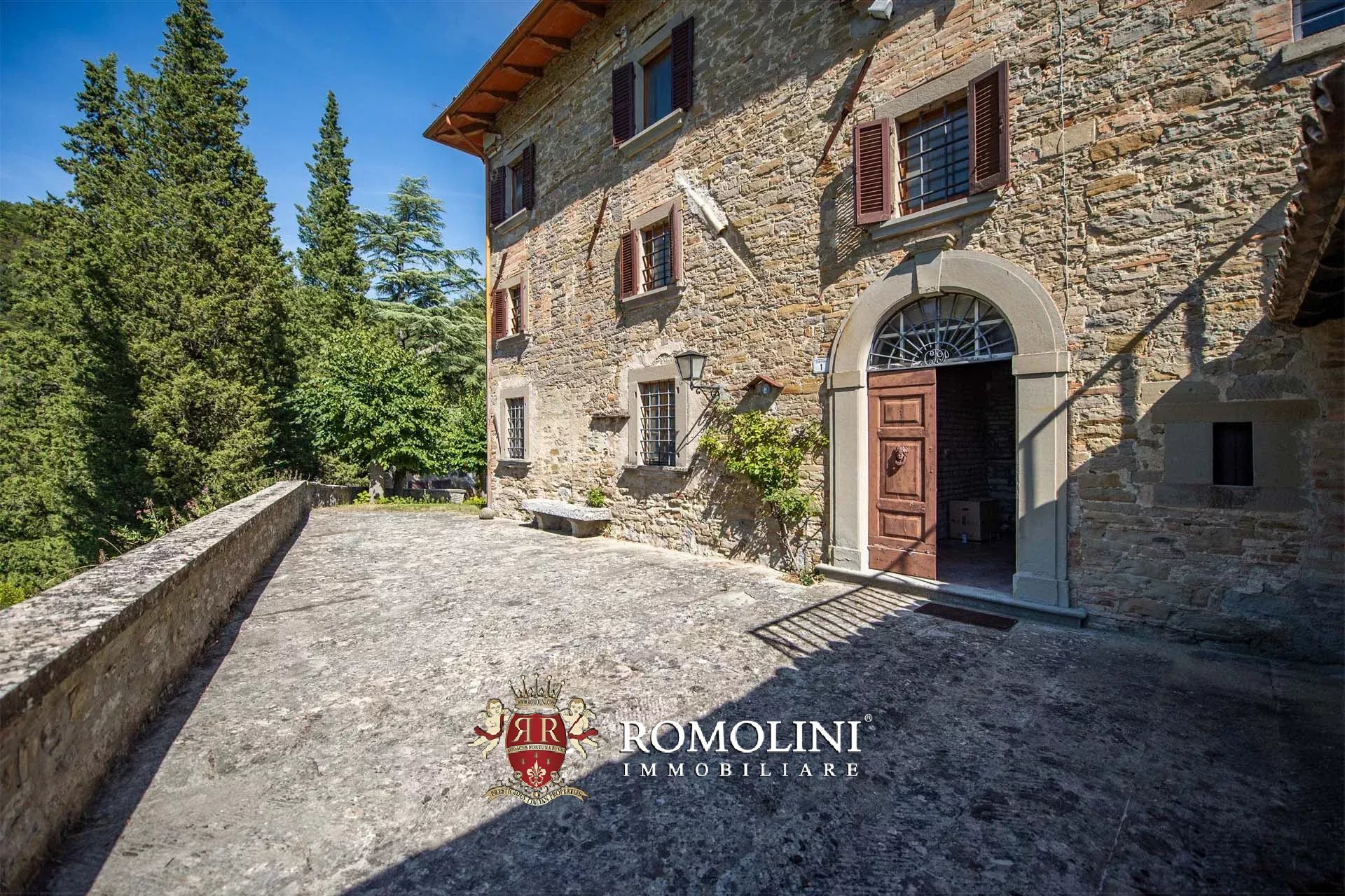 15 Bedroom Villa/Townhouse's Image 11