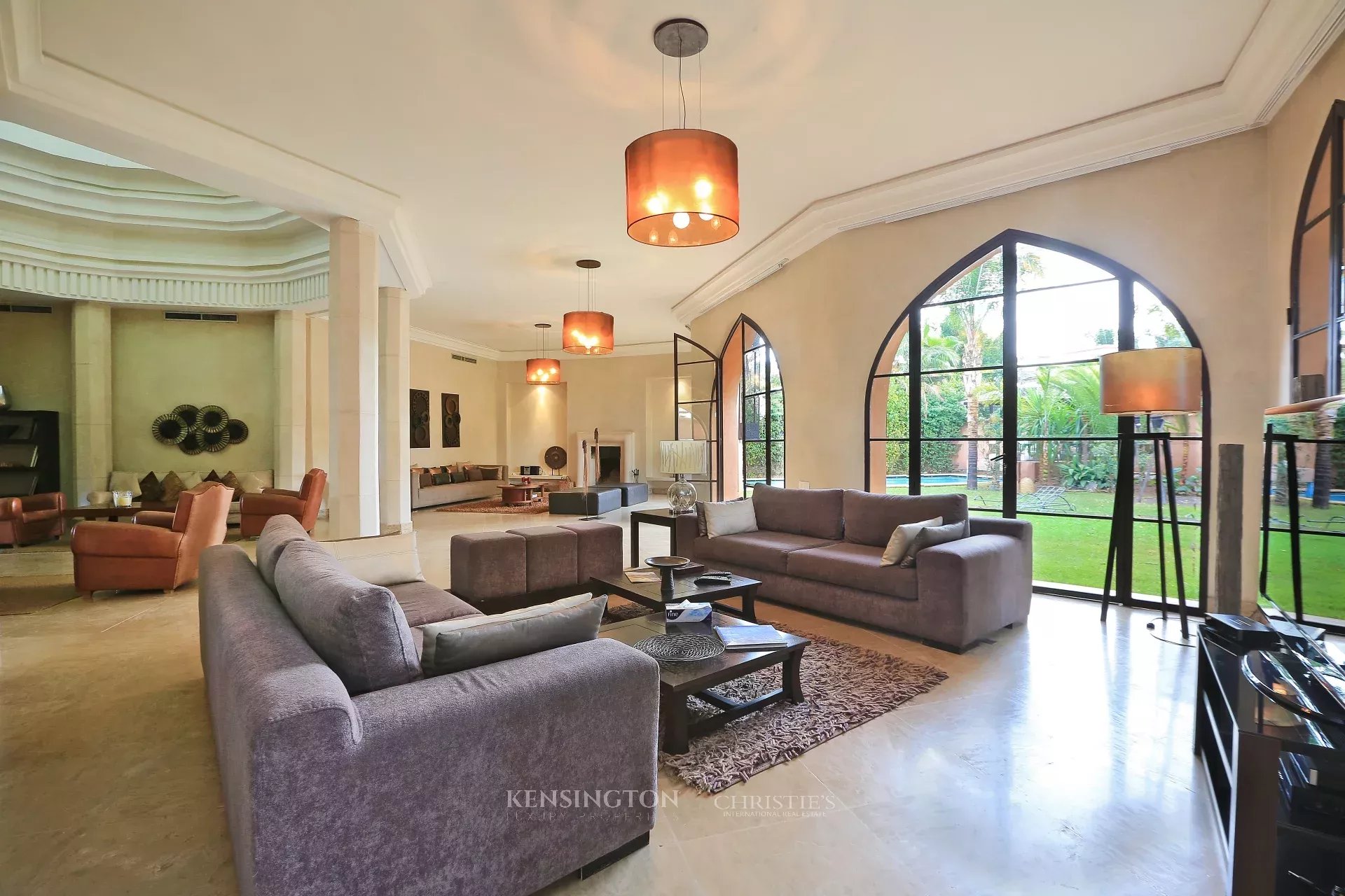 6 Bedroom Villa/Townhouse's Image 6