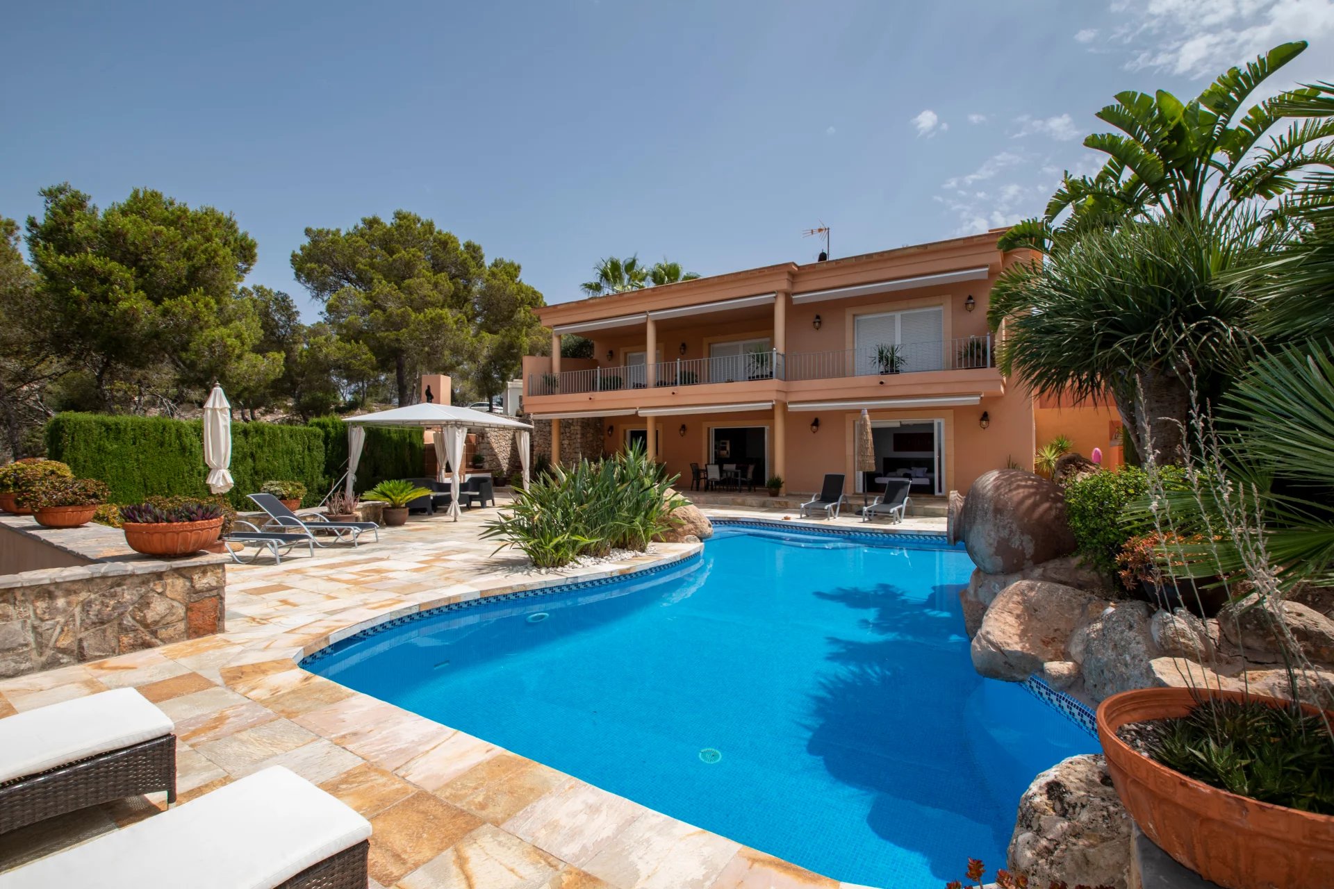 Sale House Roca Llisa