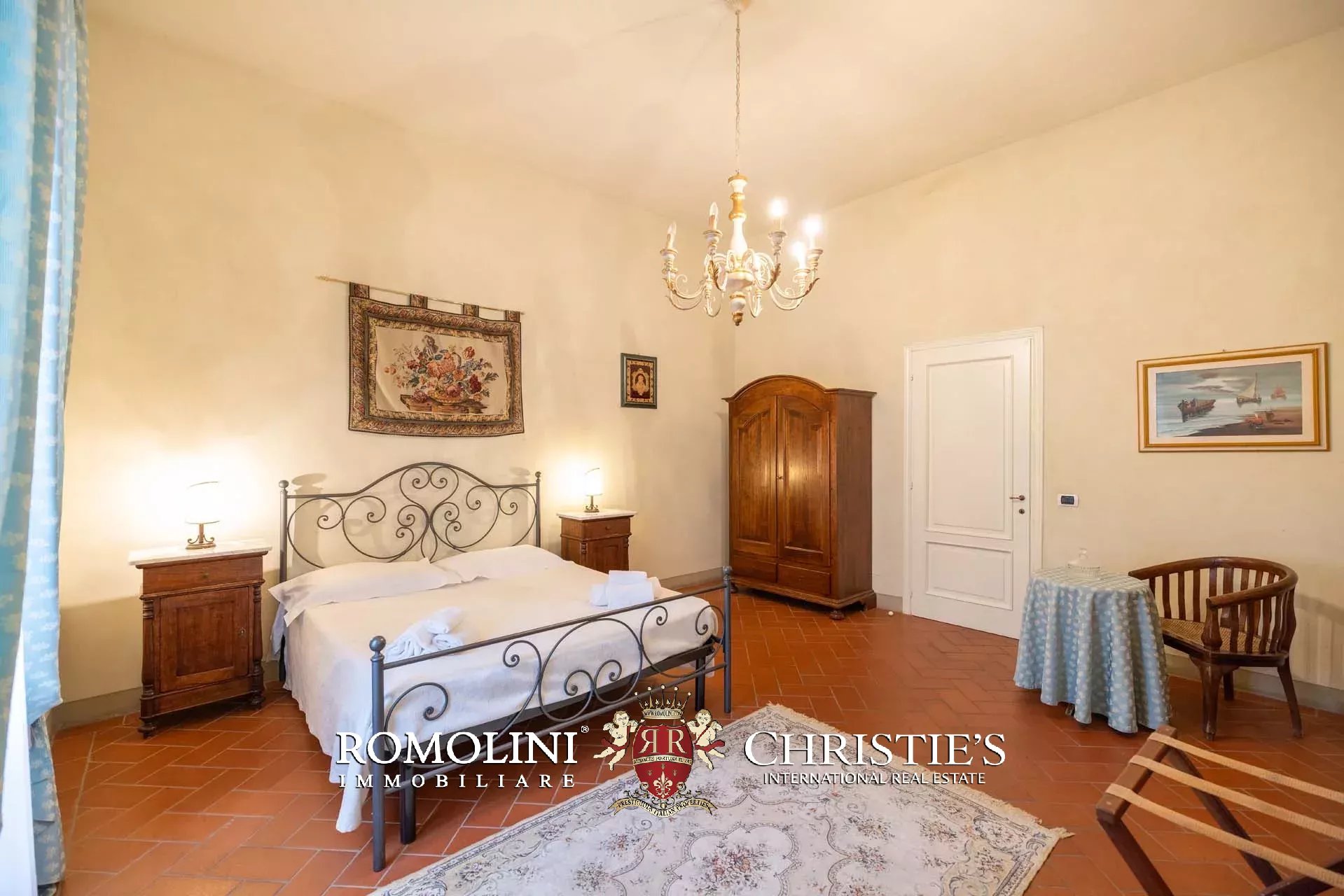 15 Bedroom Villa/Townhouse's Image 21