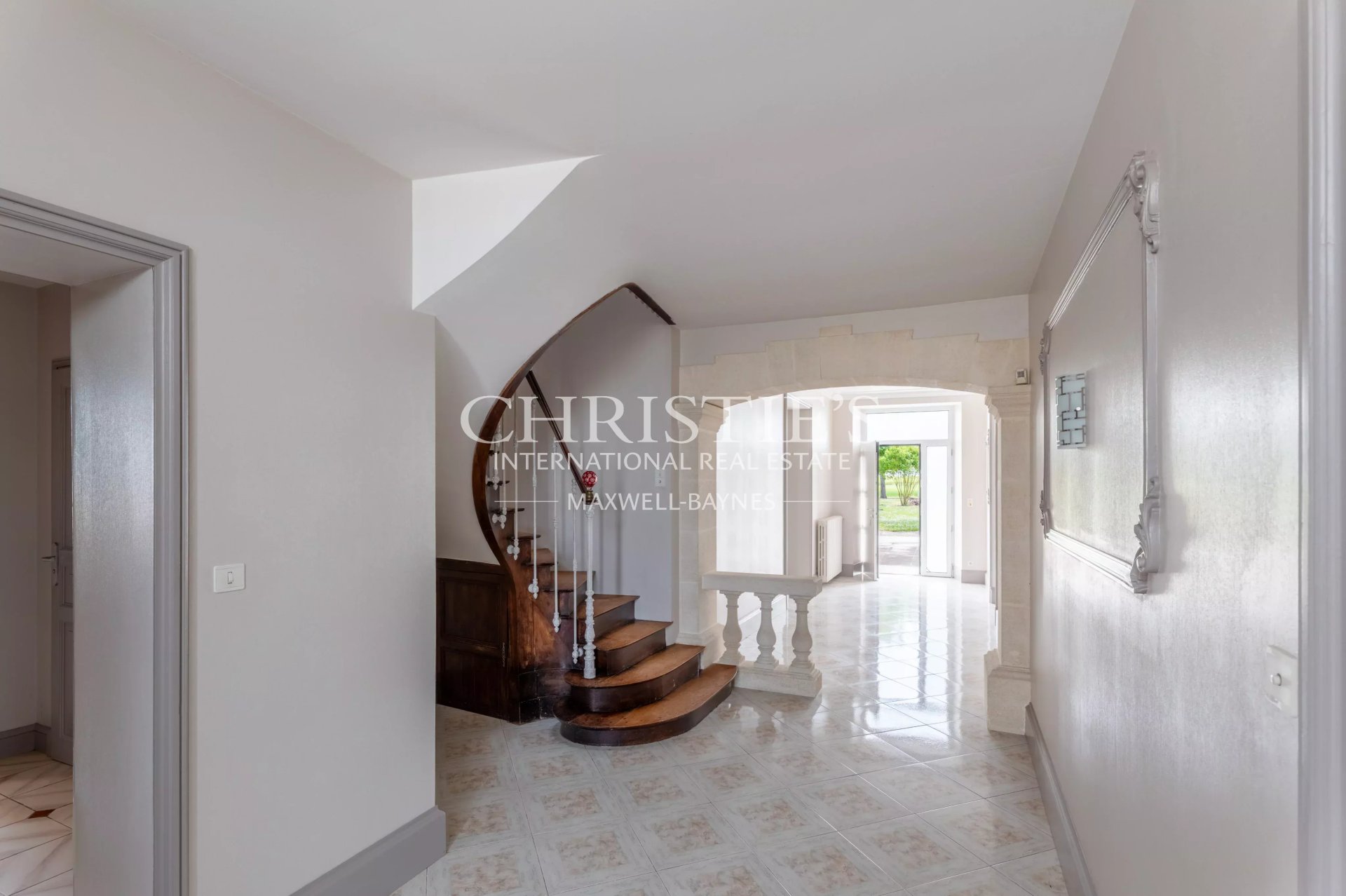 4 Bedroom Villa/Townhouse's Image 7