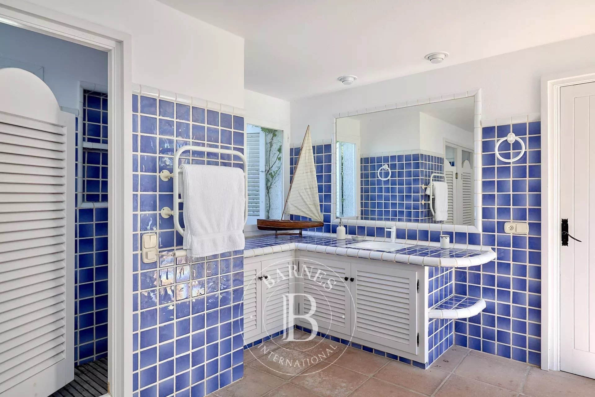 Villa récemment rénovée avec vue imprenable sur la mer et maison d'hôtes indépendante à Calonge, Costa Brava - picture 27