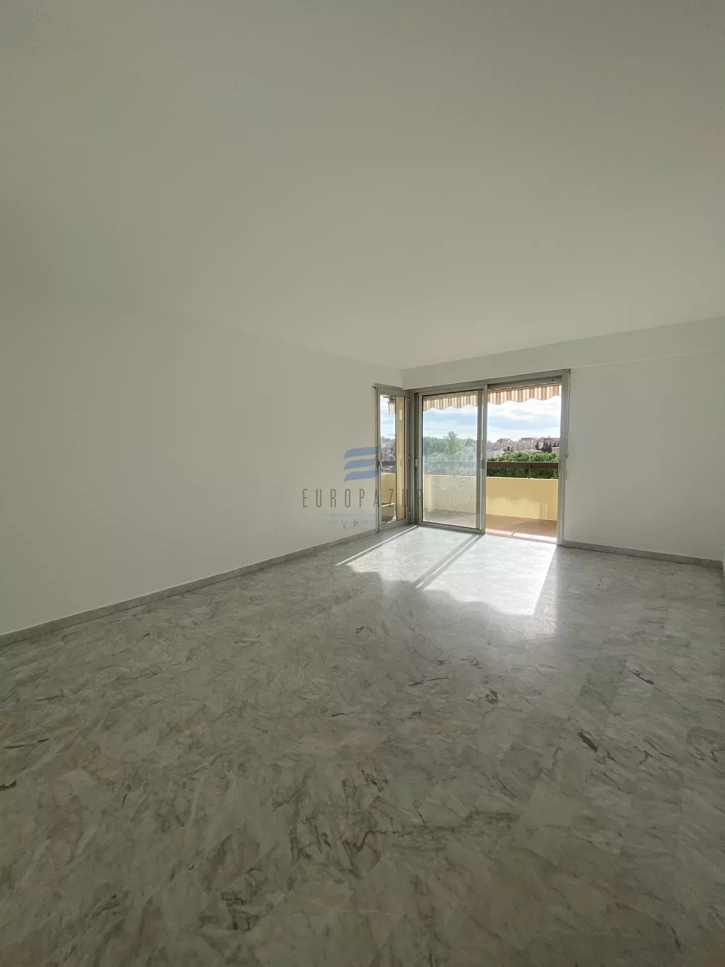 À louer – Appartement 3 pièces vide – Lumineux – Val Fleuris