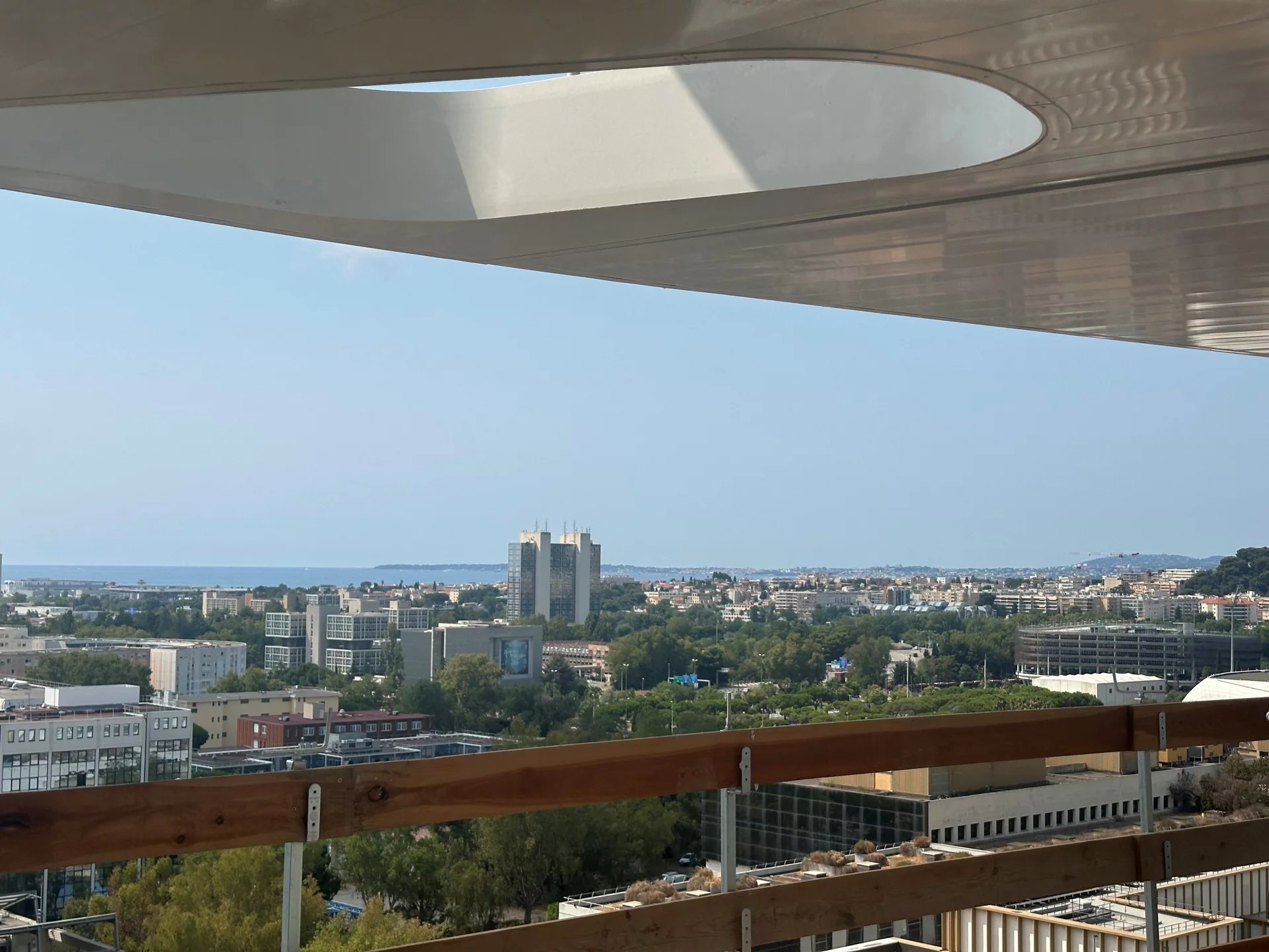 Apartment in Saint-Laurent-du-Var - view 1