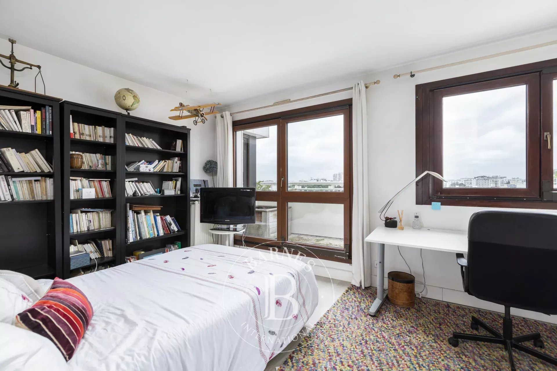 Daire Levallois-Perret - picture 14