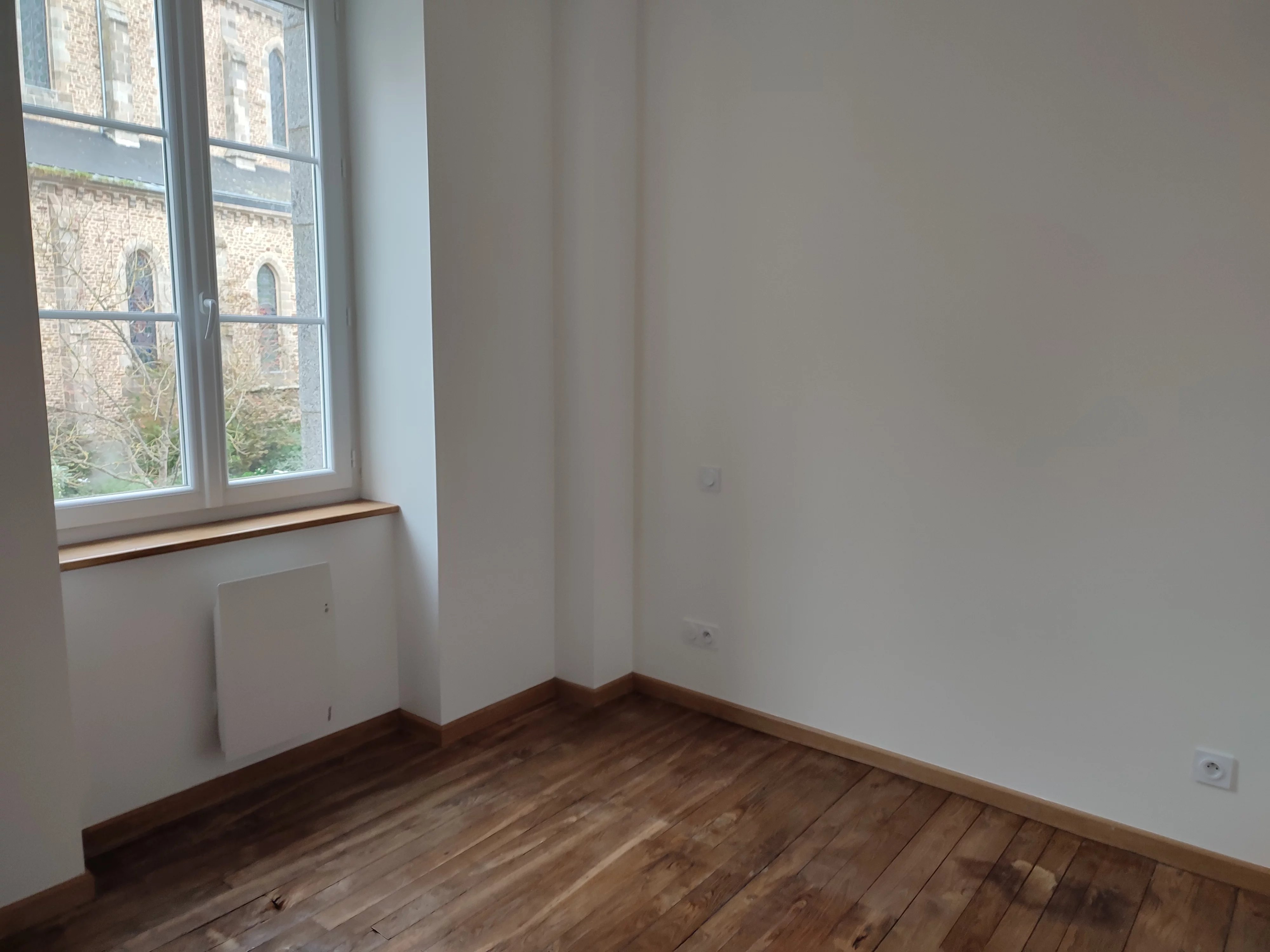 APPARTEMENT T2- PLEUDIHEN SUR RANCE-