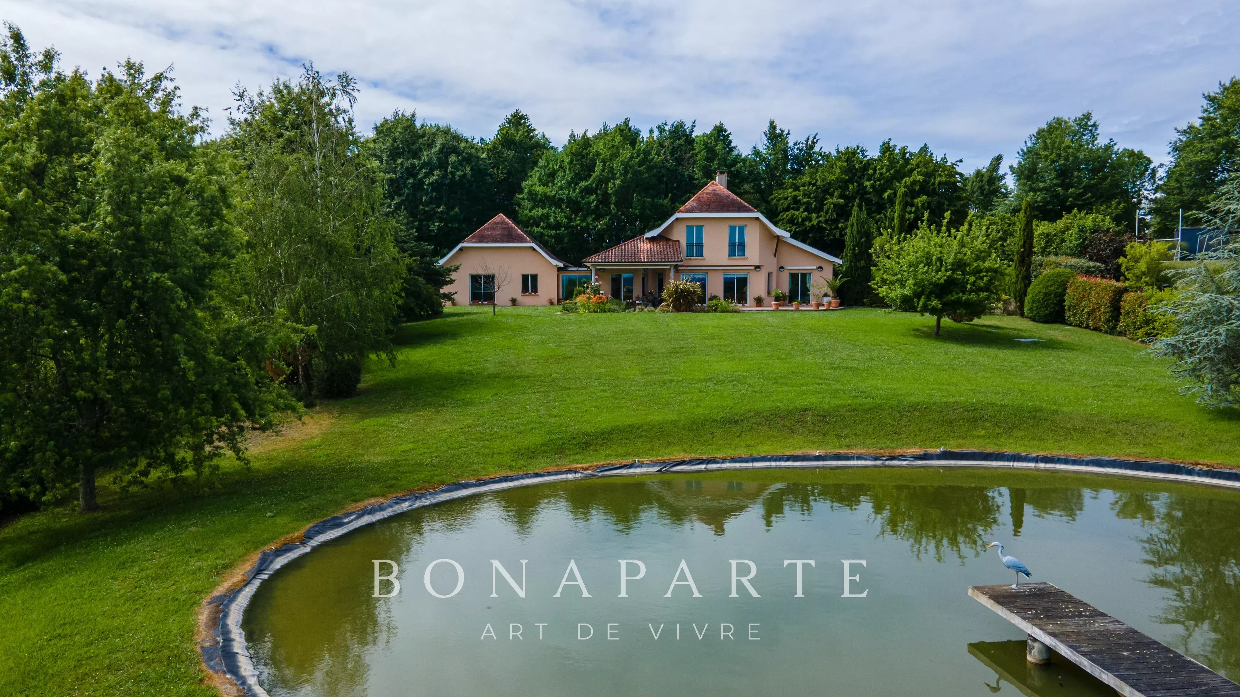 ORTHEZ – MAISON D'ARCHITECTE – ÉTANG PRIVÉ – VUE PYRÉNÉES