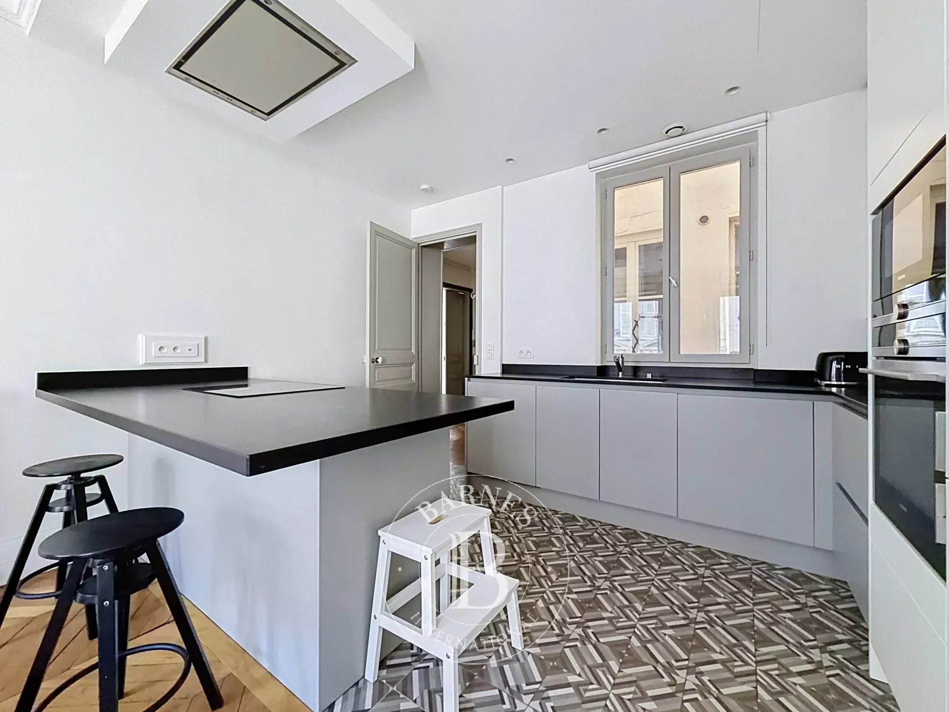 Paris  - Apartment 3 Bedrooms - picture 7