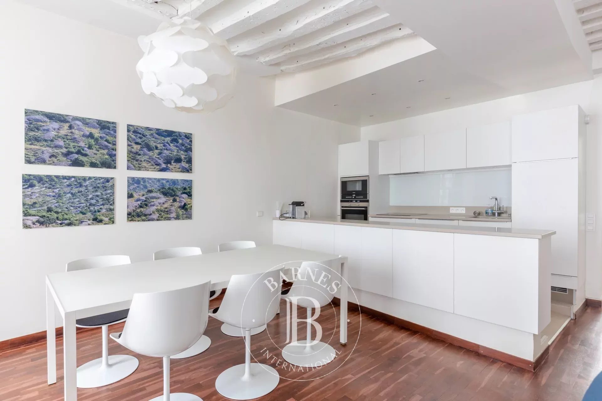 Daire Paris 3ème - picture 8