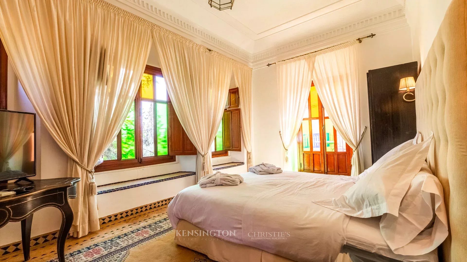 7 Bedroom Villa/Townhouse's Image 29