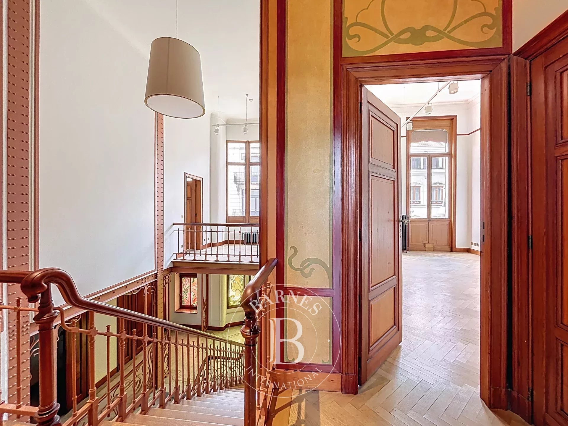 Prestigious office complex in a Victor Horta masterpiece