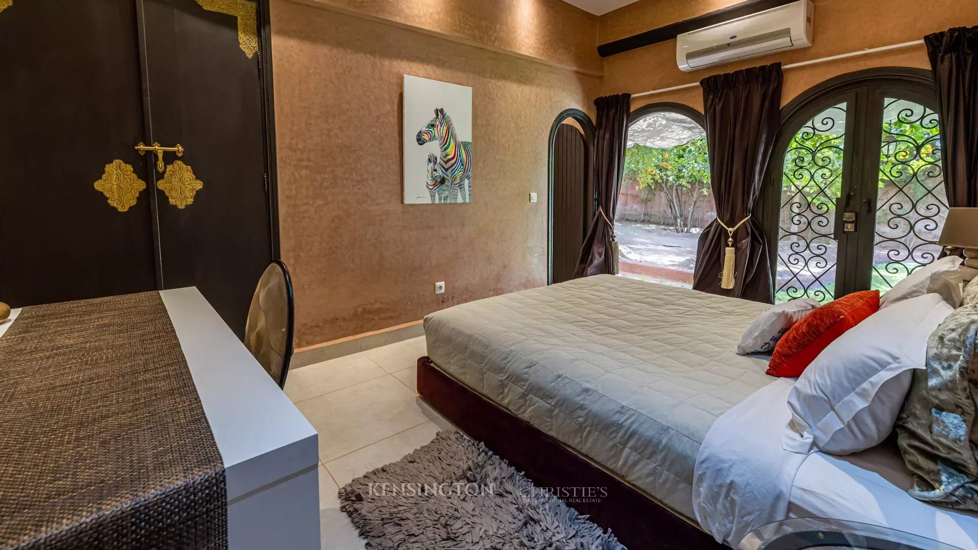 9 Bedroom Villa/Townhouse's Image 18