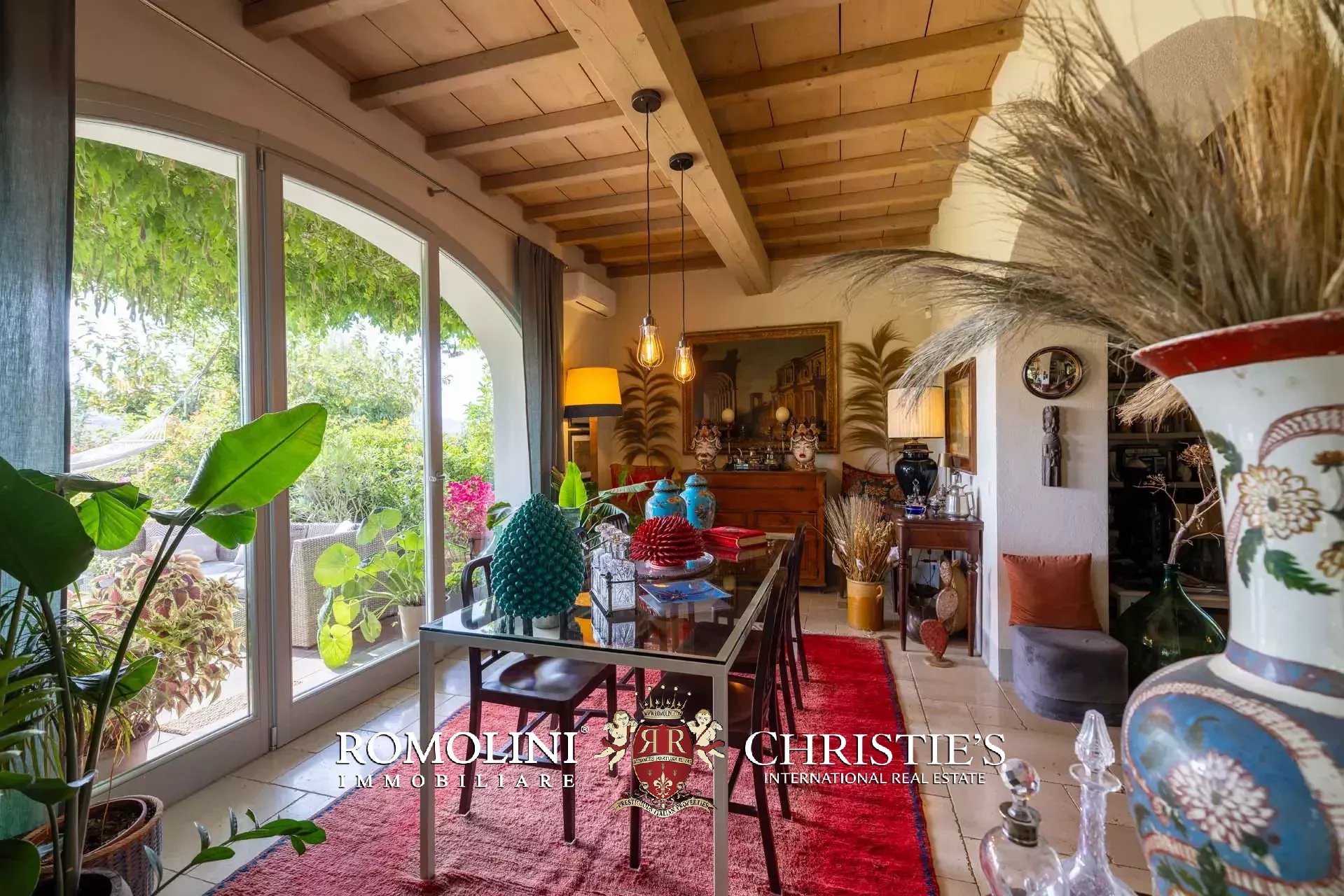 3 Bedroom Villa/Townhouse's Image 12