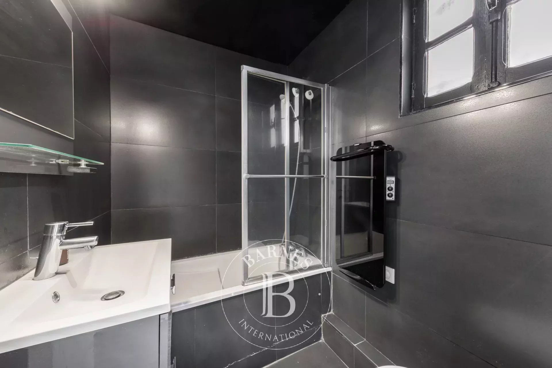 Daire Paris 18ème - picture 11