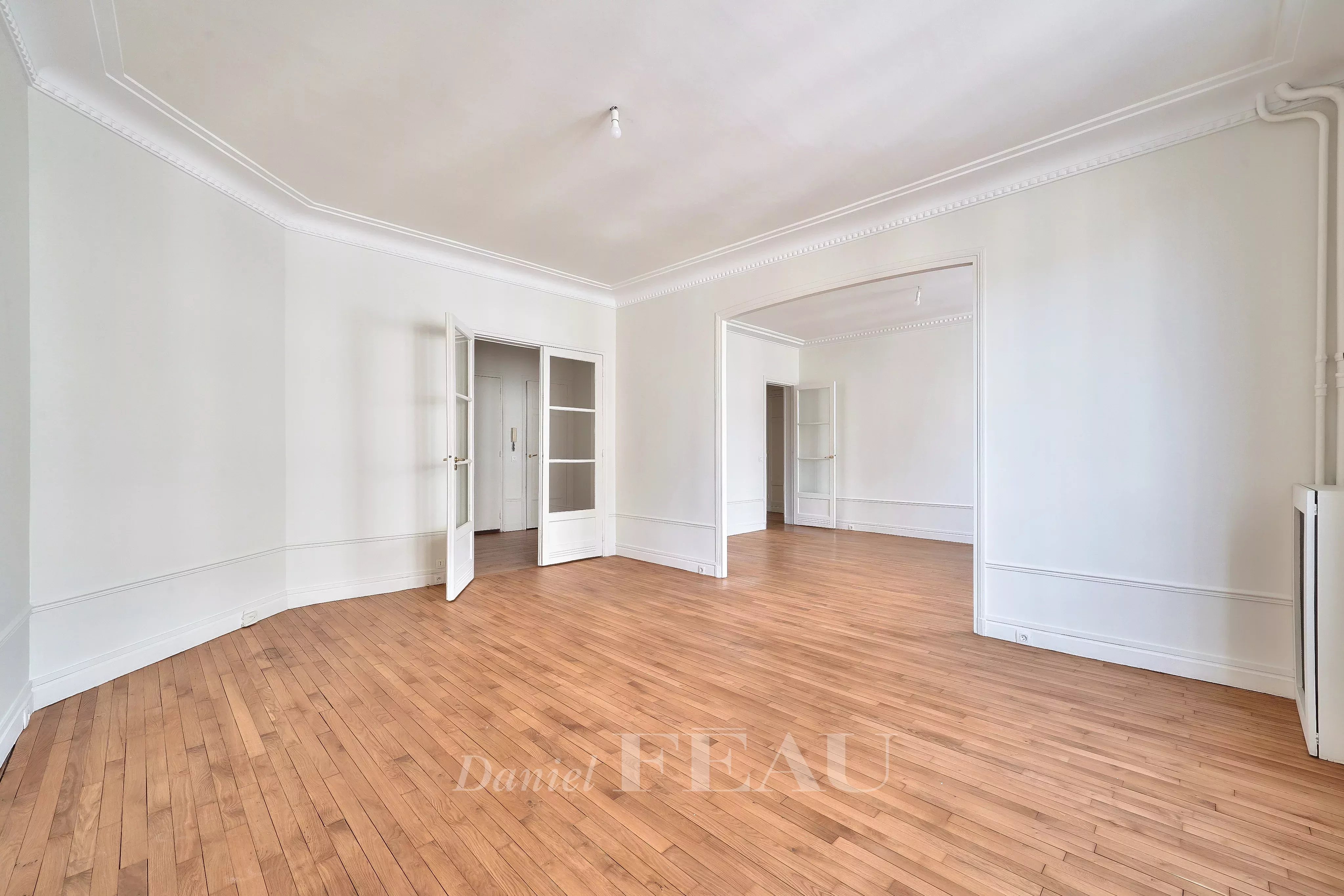 Rental Apartment Paris 17th