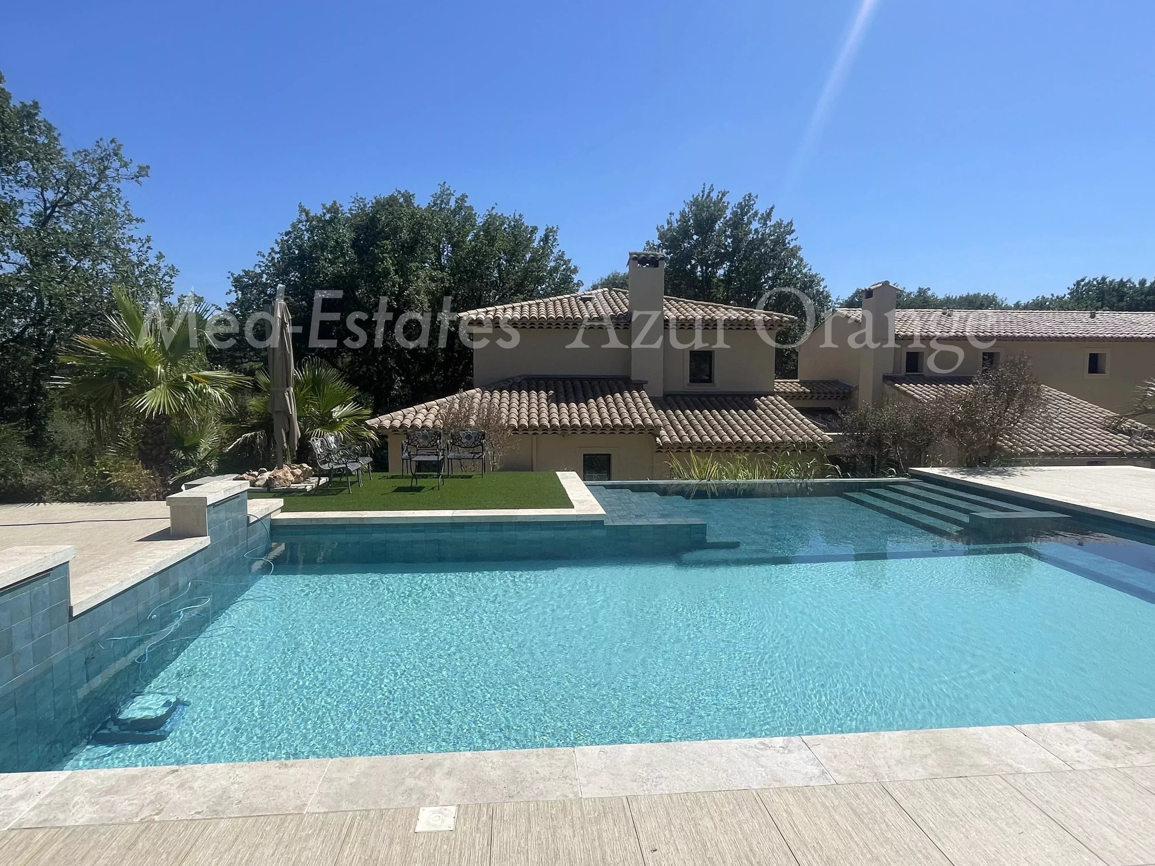 Agence immobilière de Med-Estates Saint Tropez