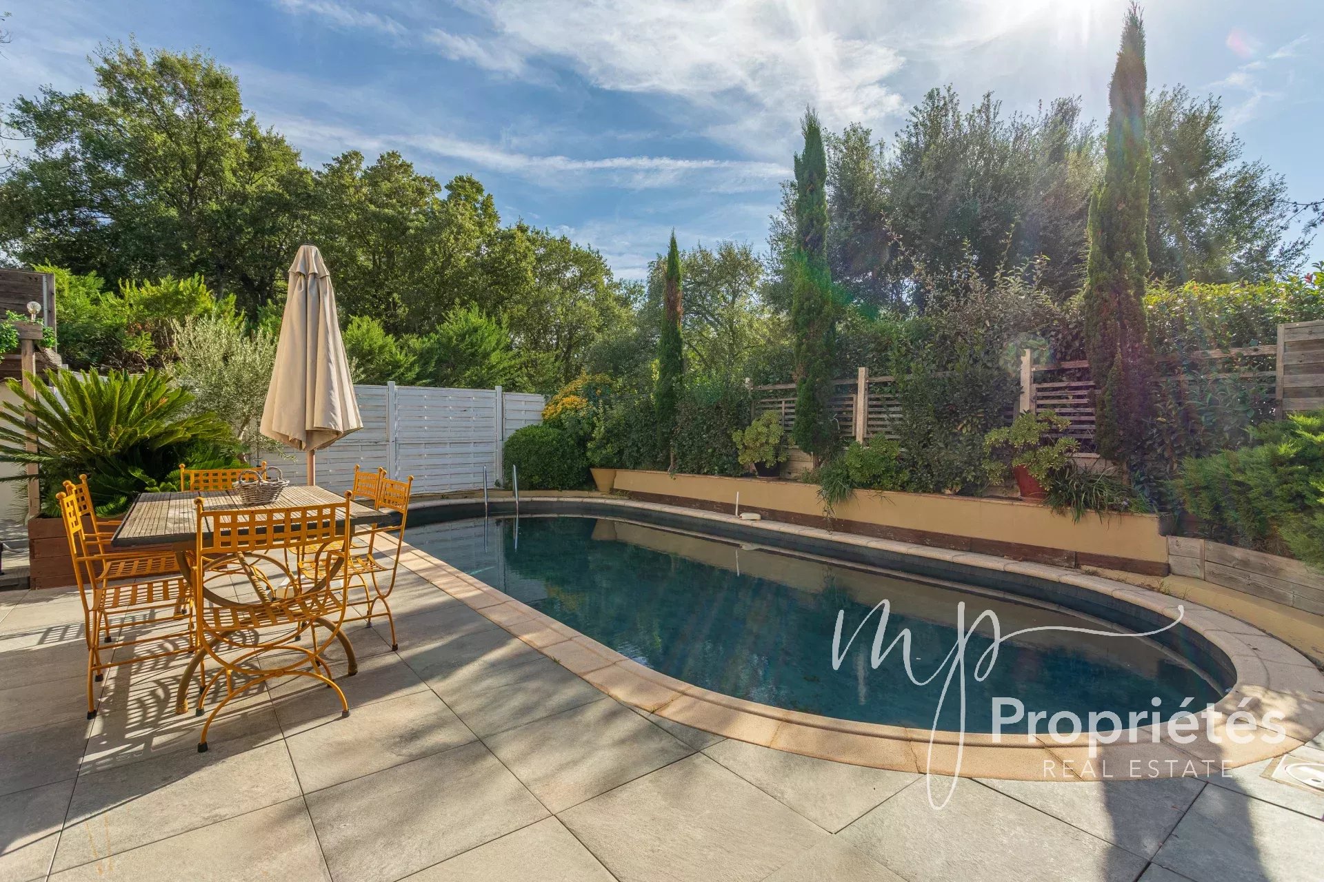 Agence immobilière de 