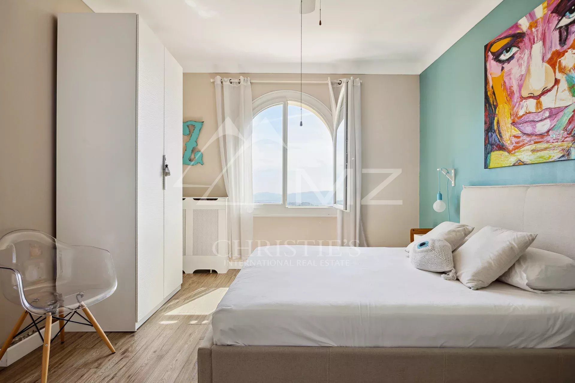 5 Bedroom Villa/Townhouse's Image 4