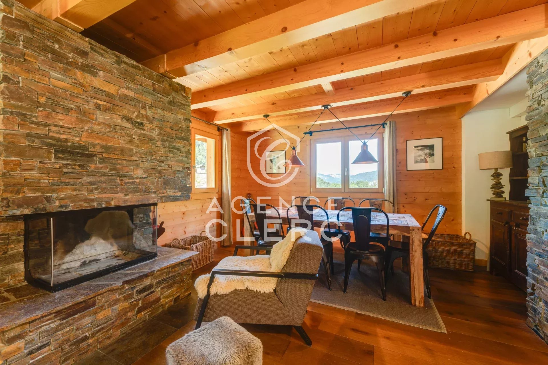 4 Bedroom Villa/Townhouse's Image 8