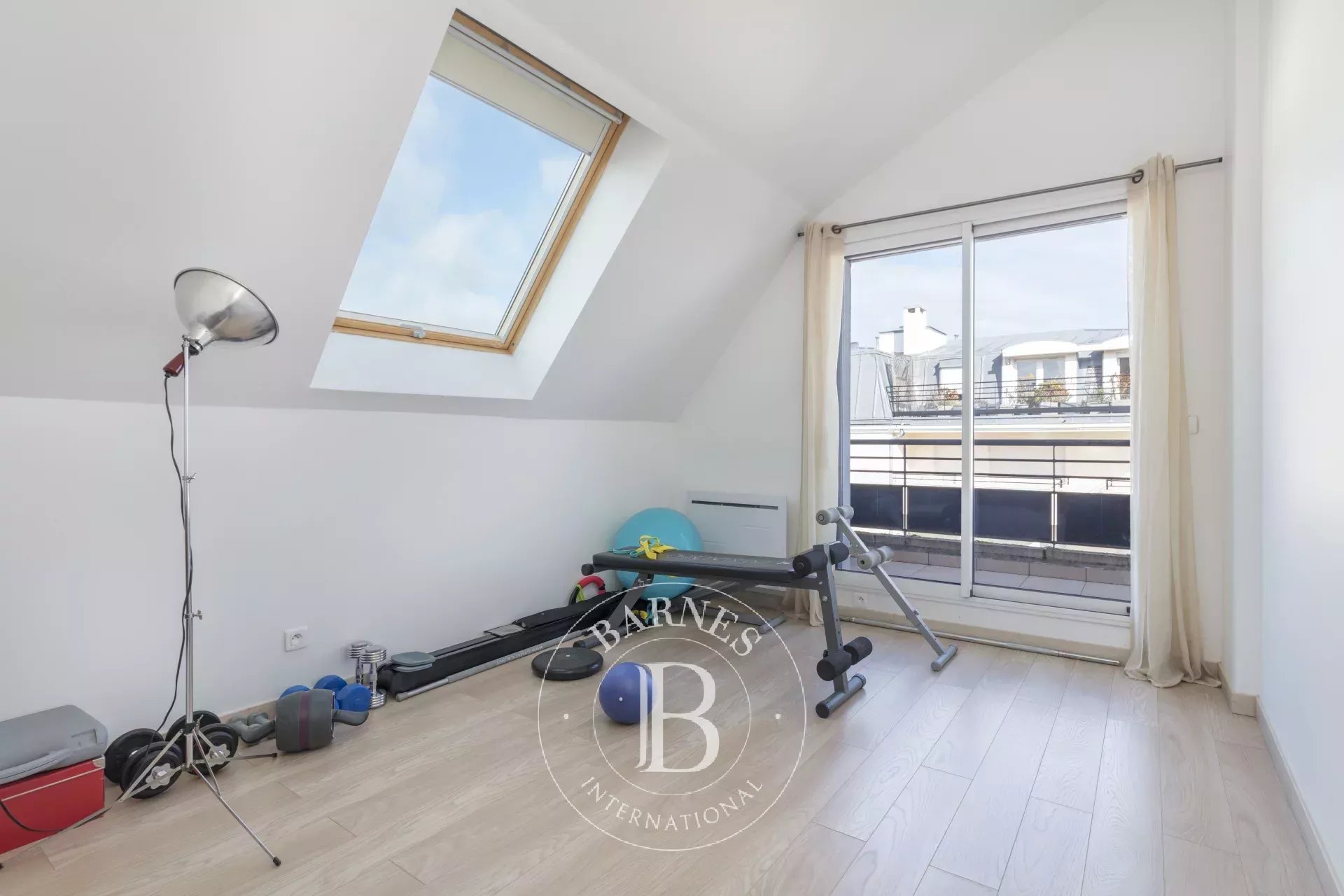 Ev Issy-les-Moulineaux - picture 11