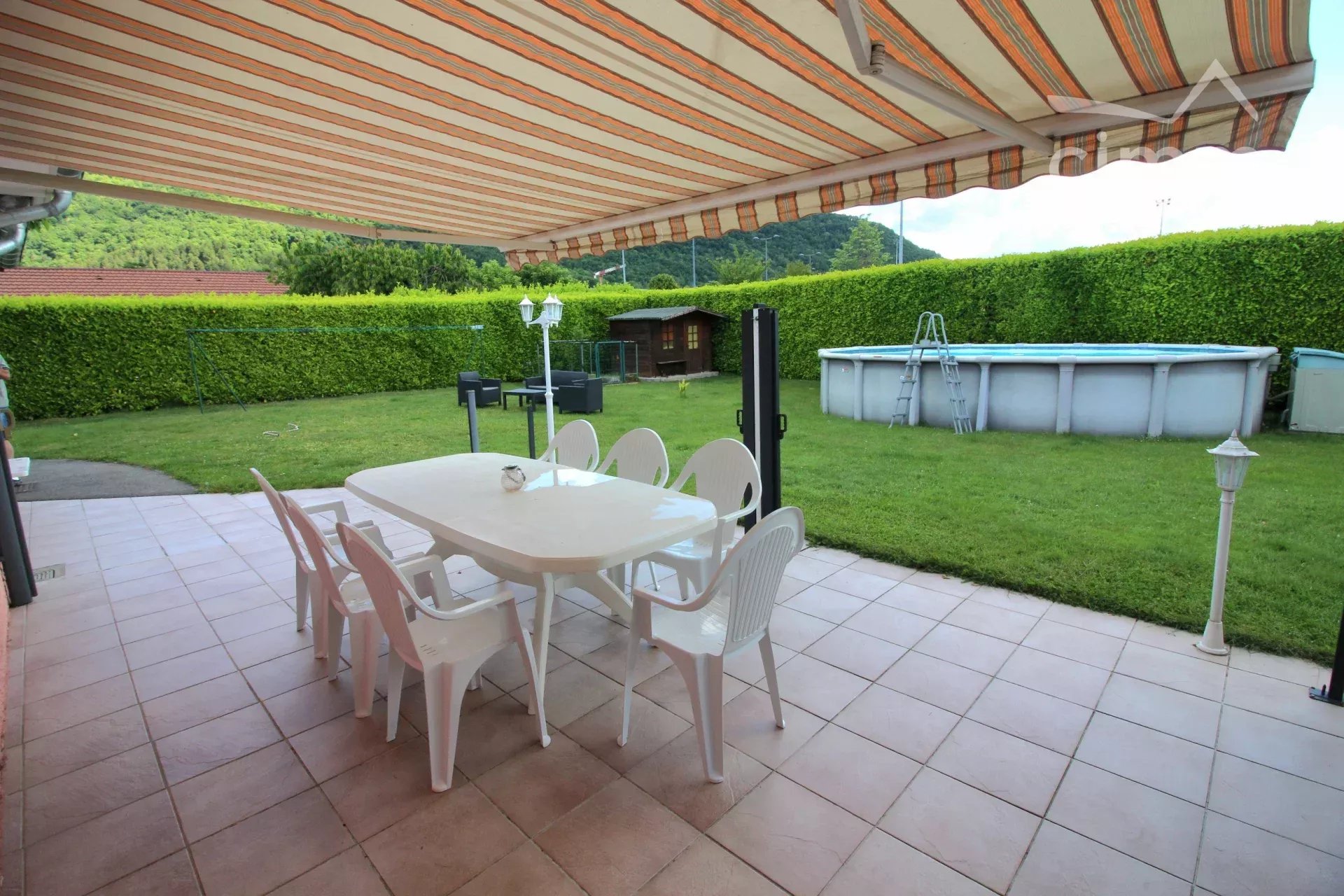 Agence immobilière de 