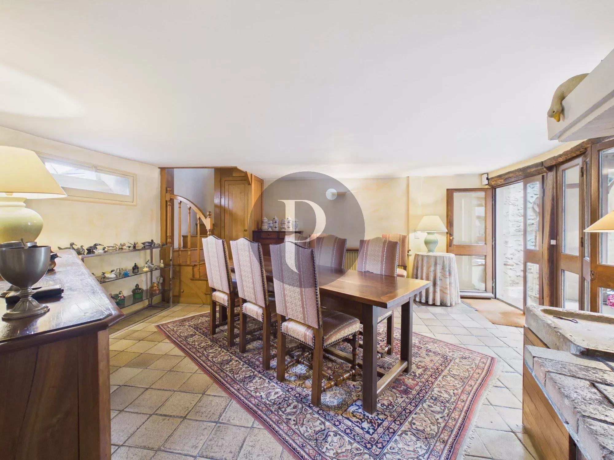 vente-maison-8-pieces-verrieres-le-buisson-85939478
