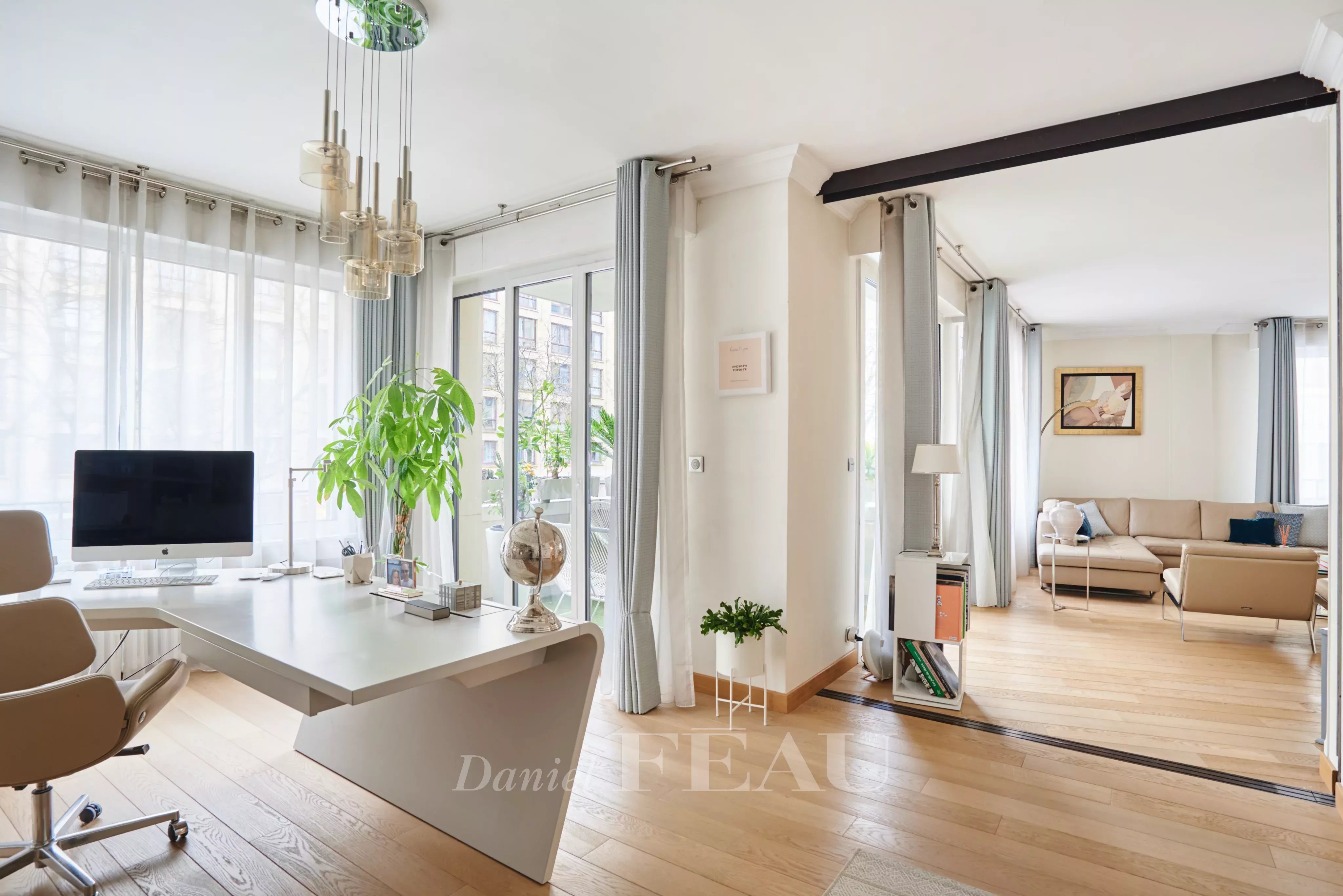 Sale Apartment Paris 16th