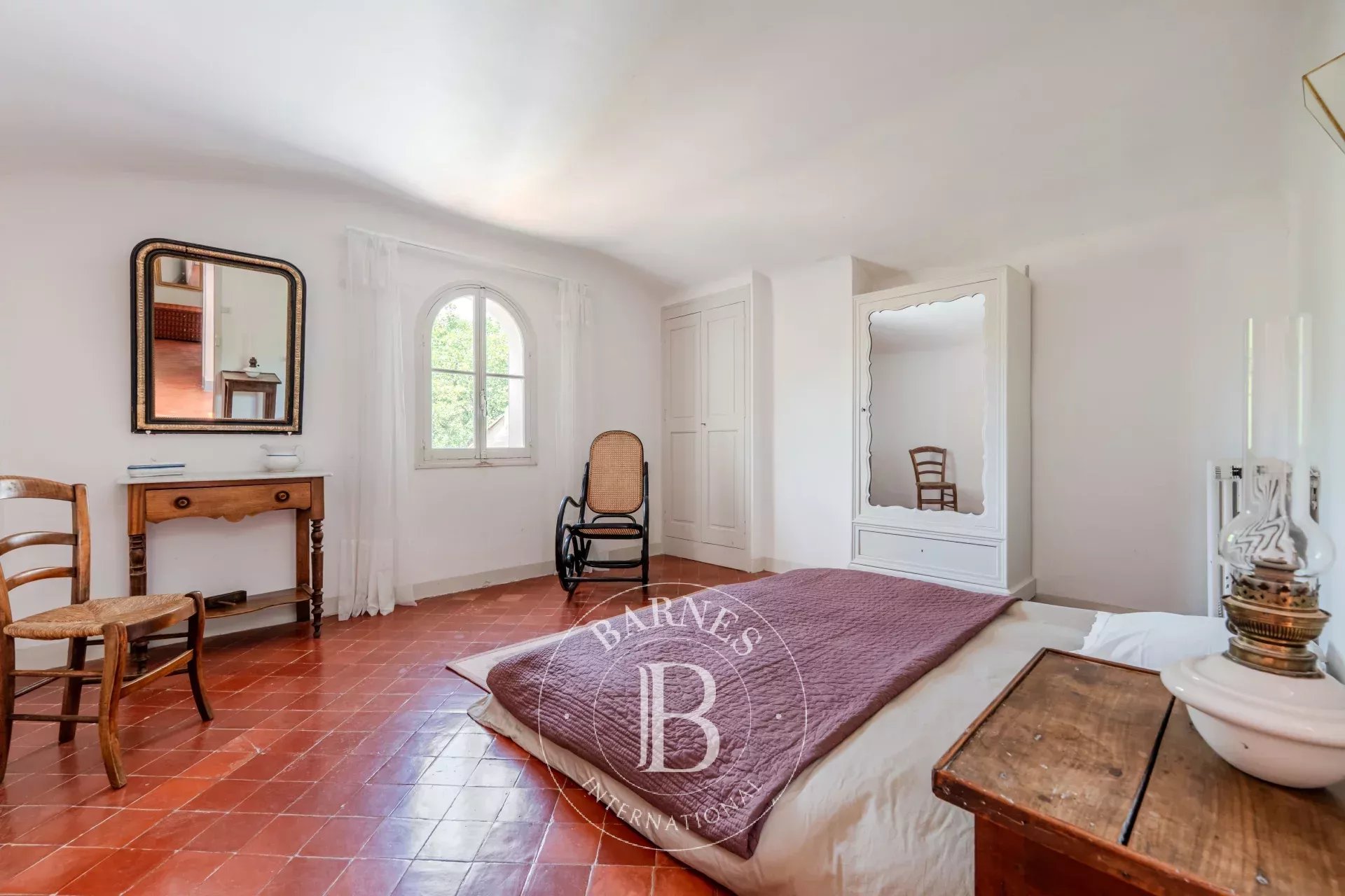 Kirevi Aix-en-Provence - picture 20