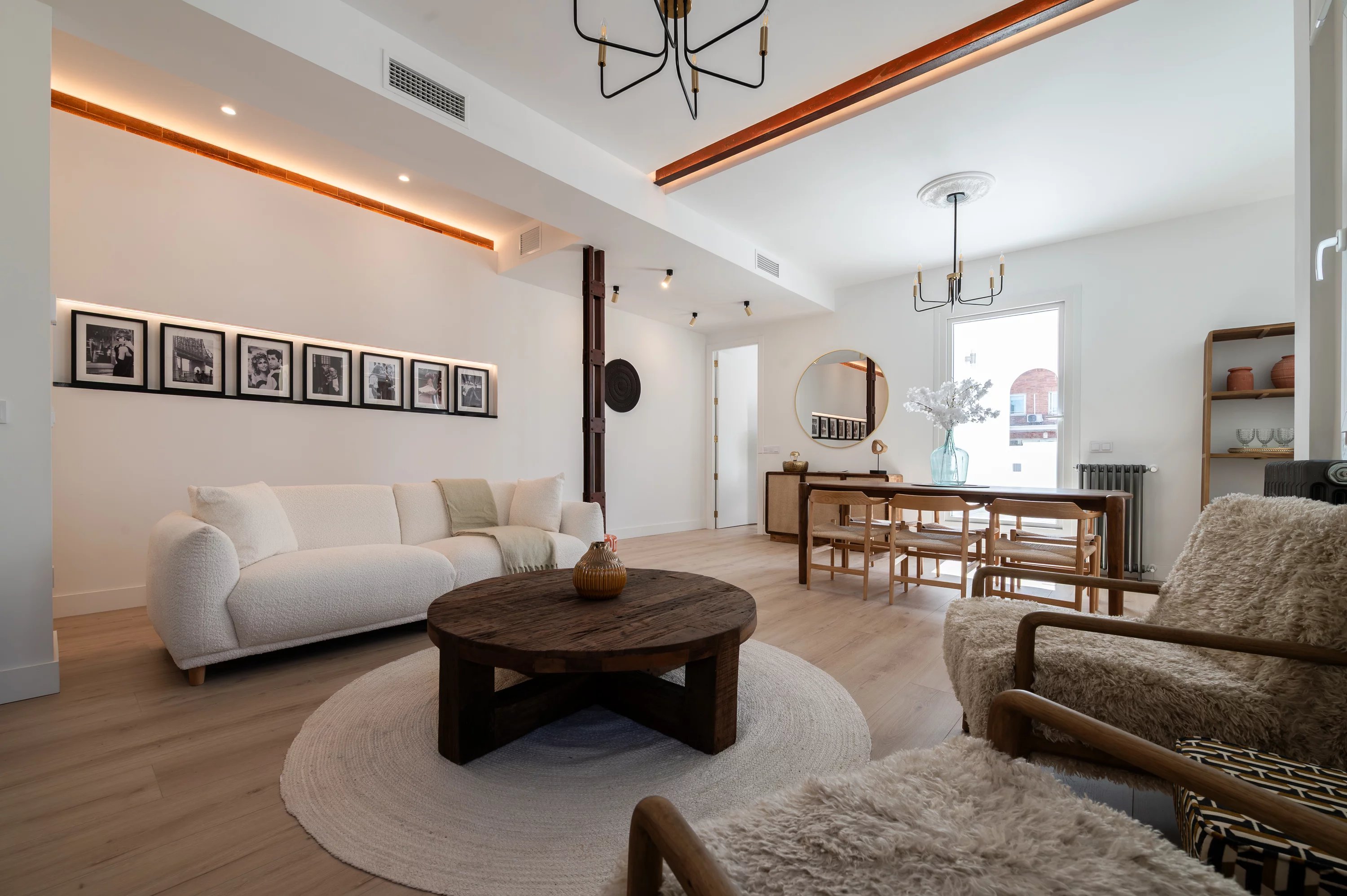 Penthouse with terrace and south orientation