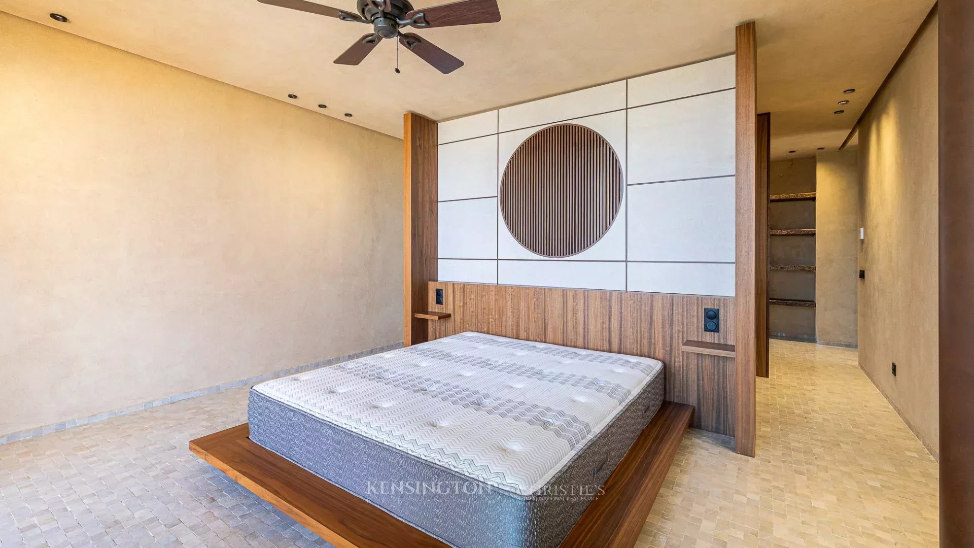 5 Bedroom Villa/Townhouse's Image 27