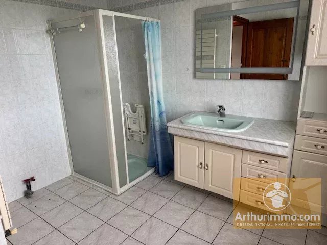 maison 140 m² Montrozier — photo 10