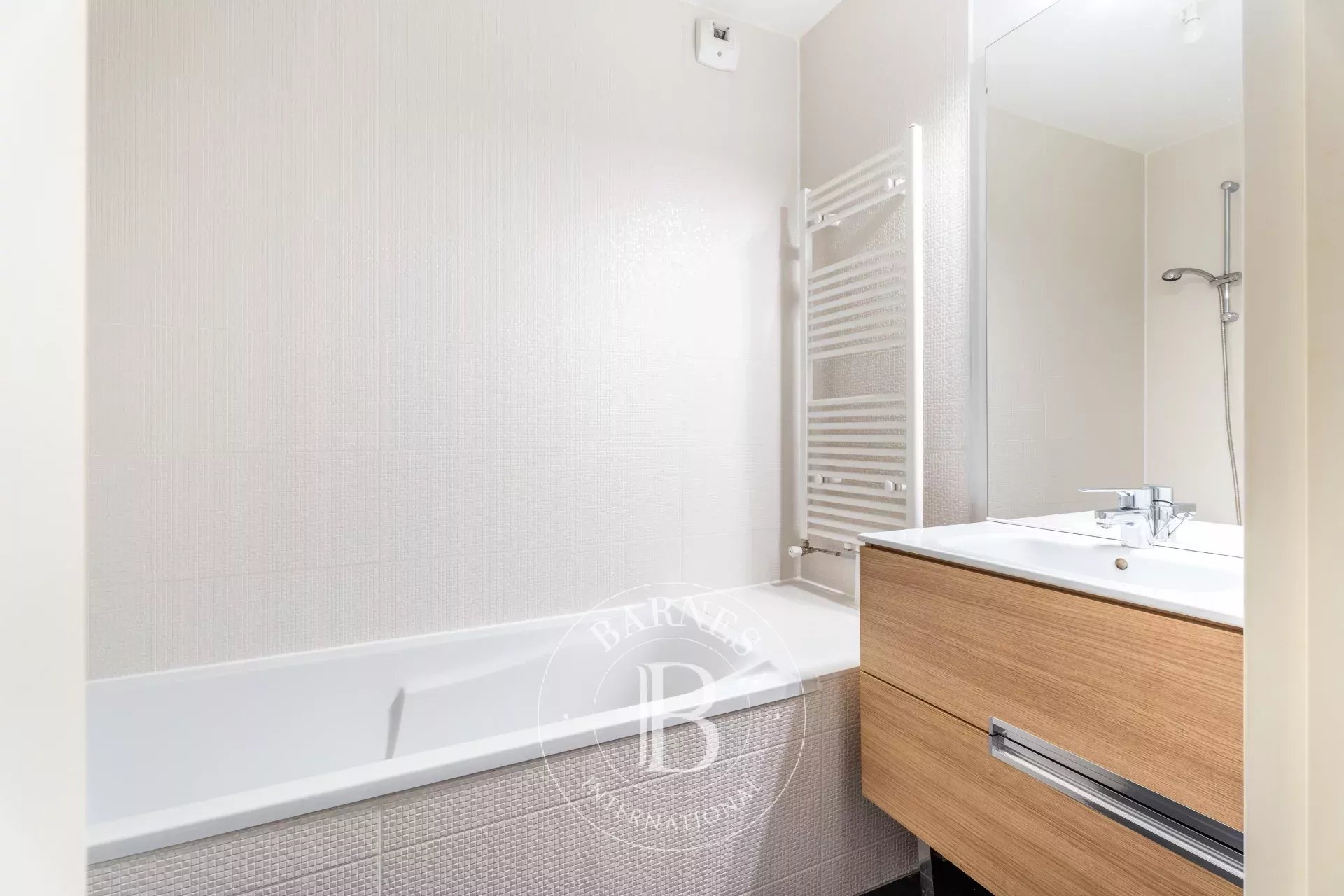 Saint-Ouen-sur-Seine  - Piso 4 Cuartos 2 Habitaciones - picture 12