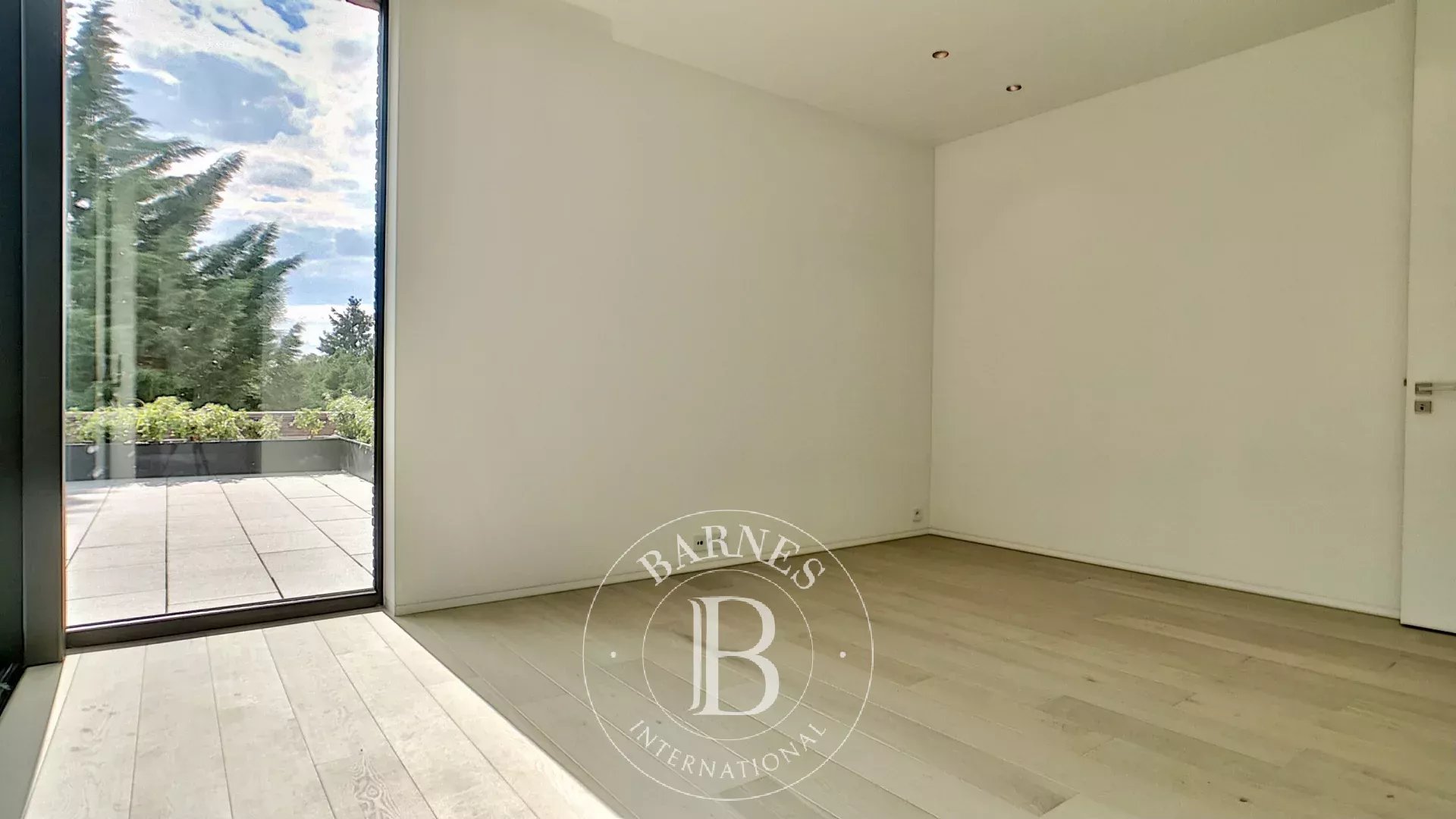 Observatoire Duplex 250m2 3CH 3SDB 2 Parkings