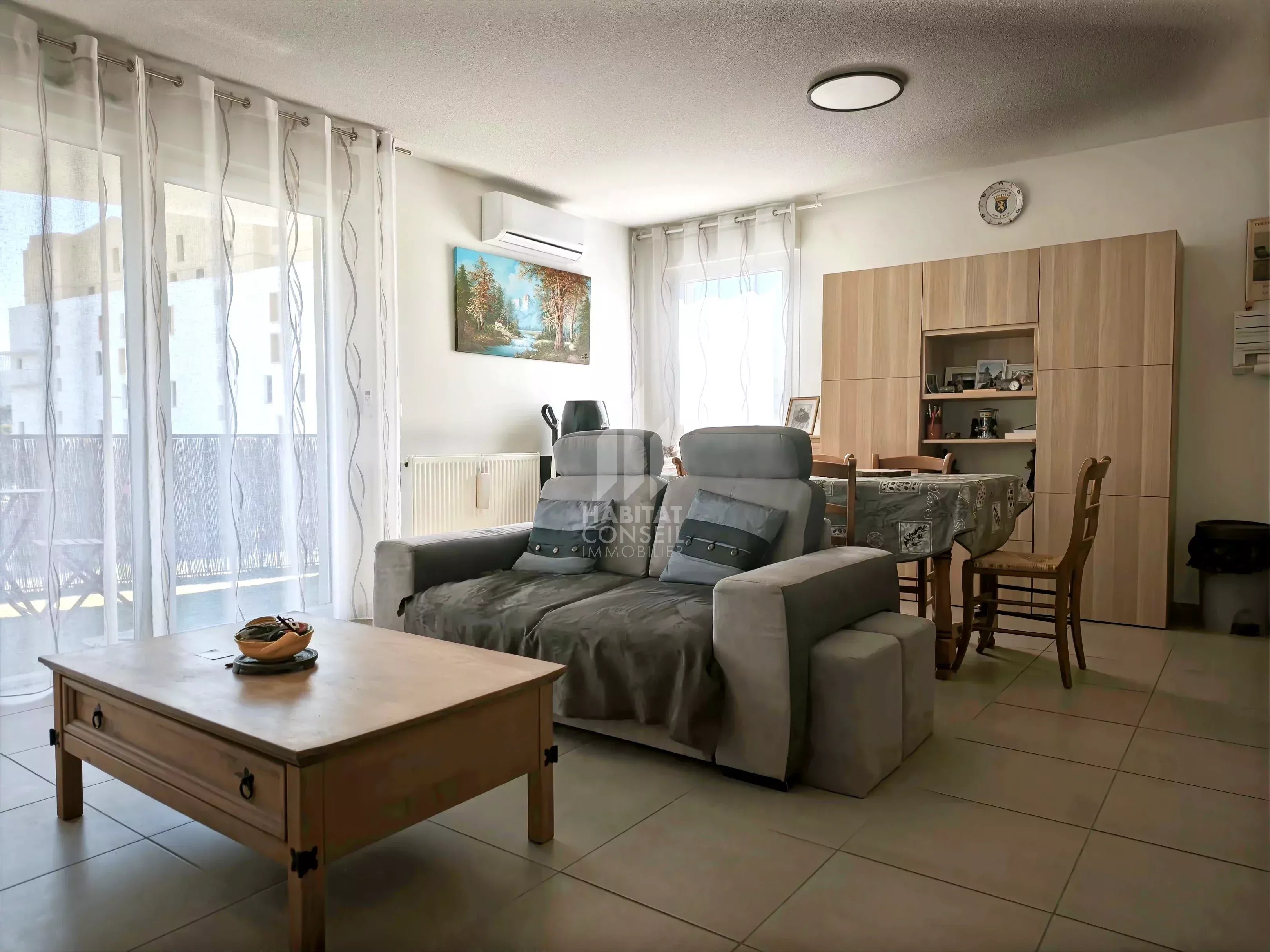 Agence immobilière de 