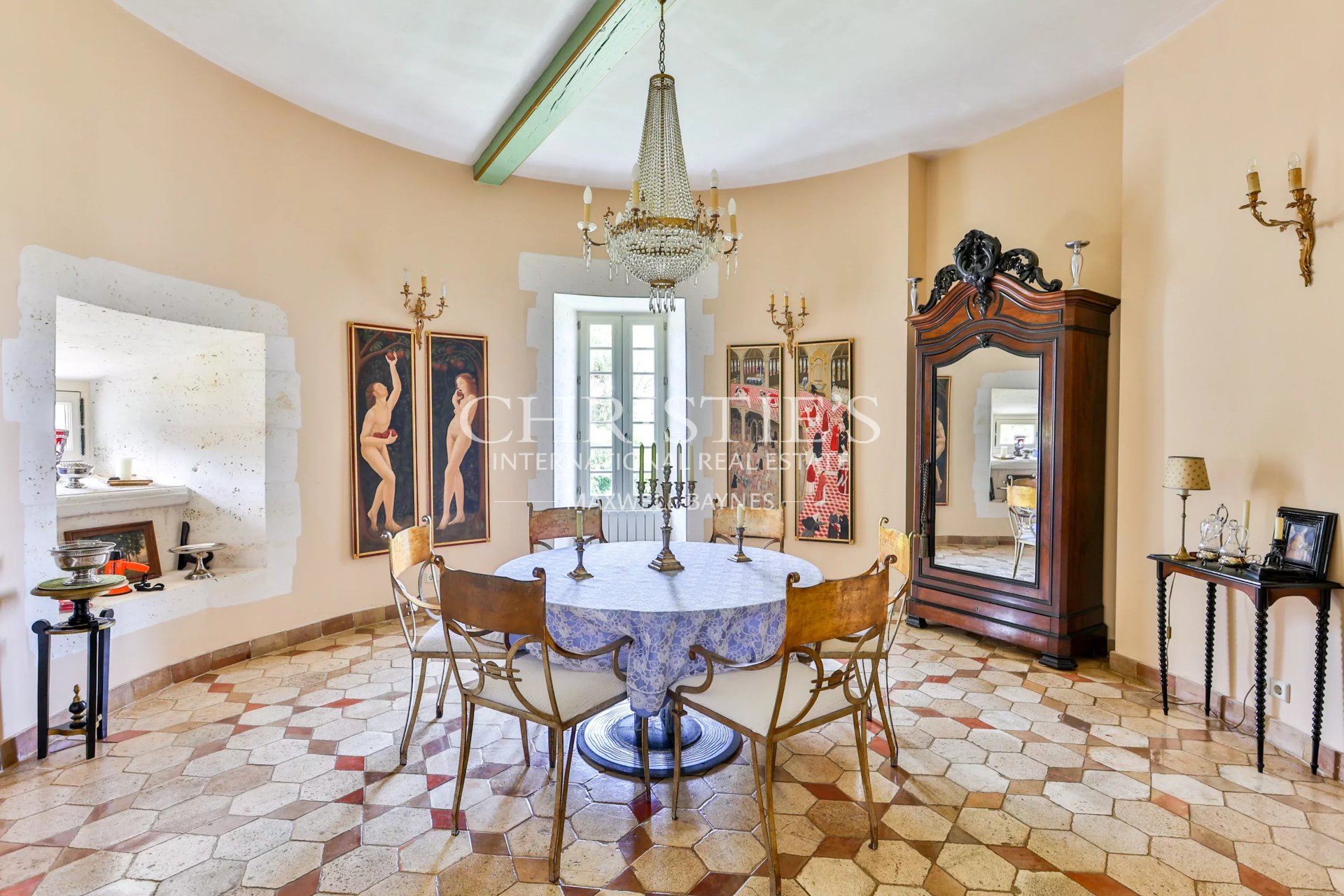 14 Bedroom Chateau's Image 20