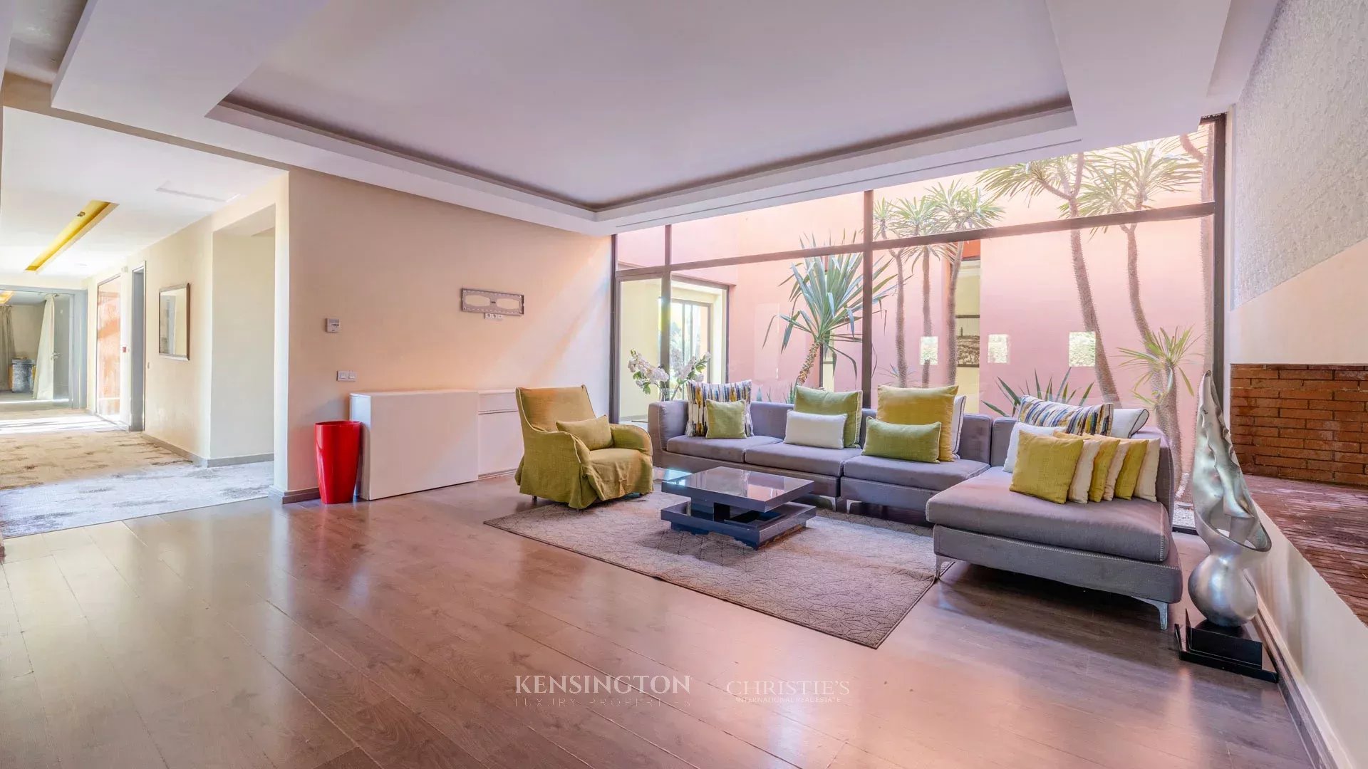 11 Bedroom Villa/Townhouse's Image 32