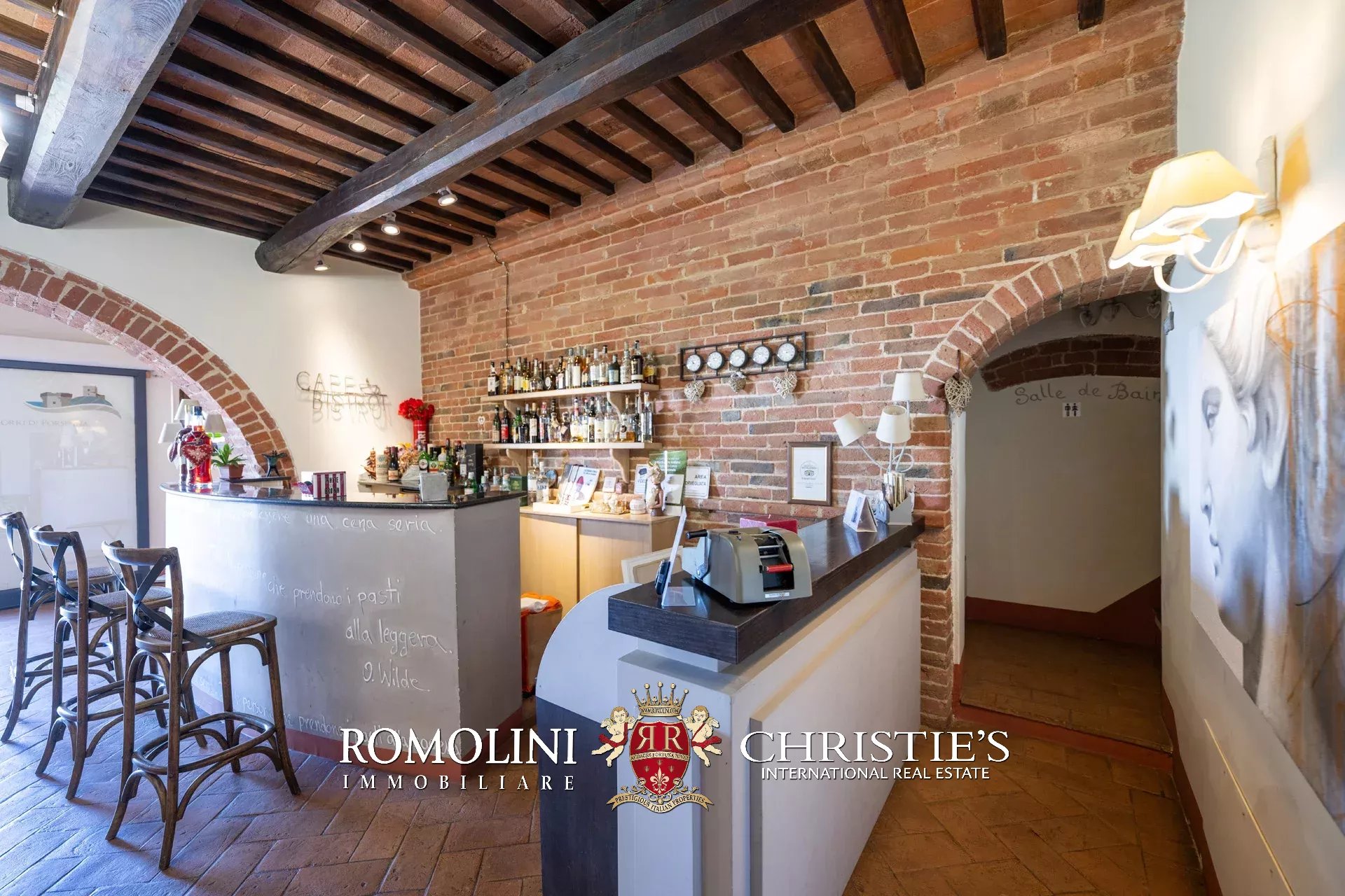 16 Bedroom Villa/Townhouse's Image 39
