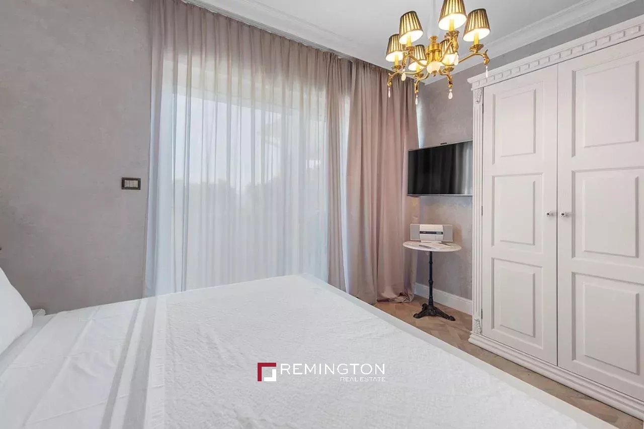 5 Bedroom Villa/Townhouse's Image 18
