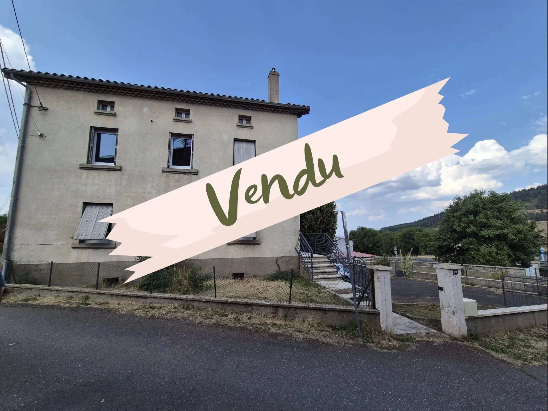 Le Brignon, maison de village , 127m² hab + dépendances
