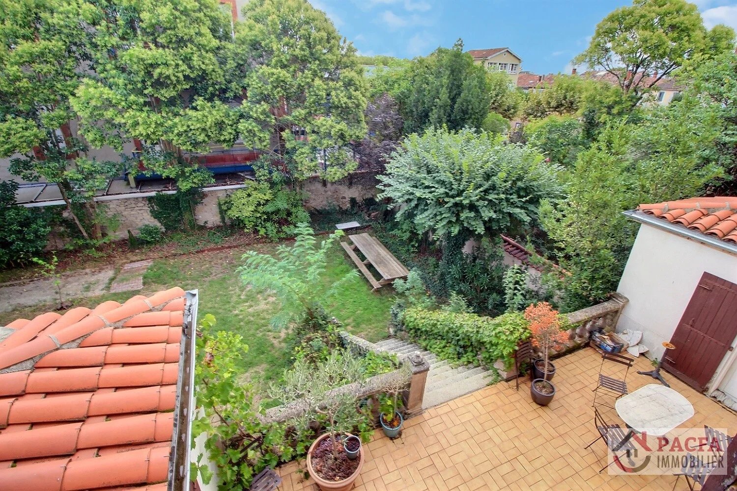 Agence immobilière de 
