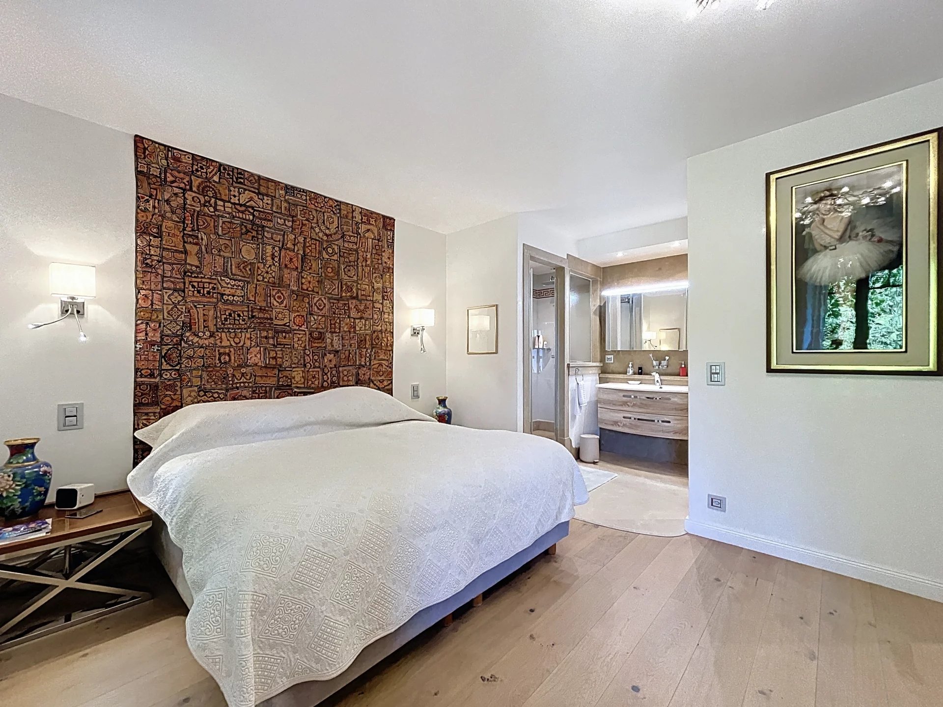 Propriété avec vue panoramique et rendement locatif