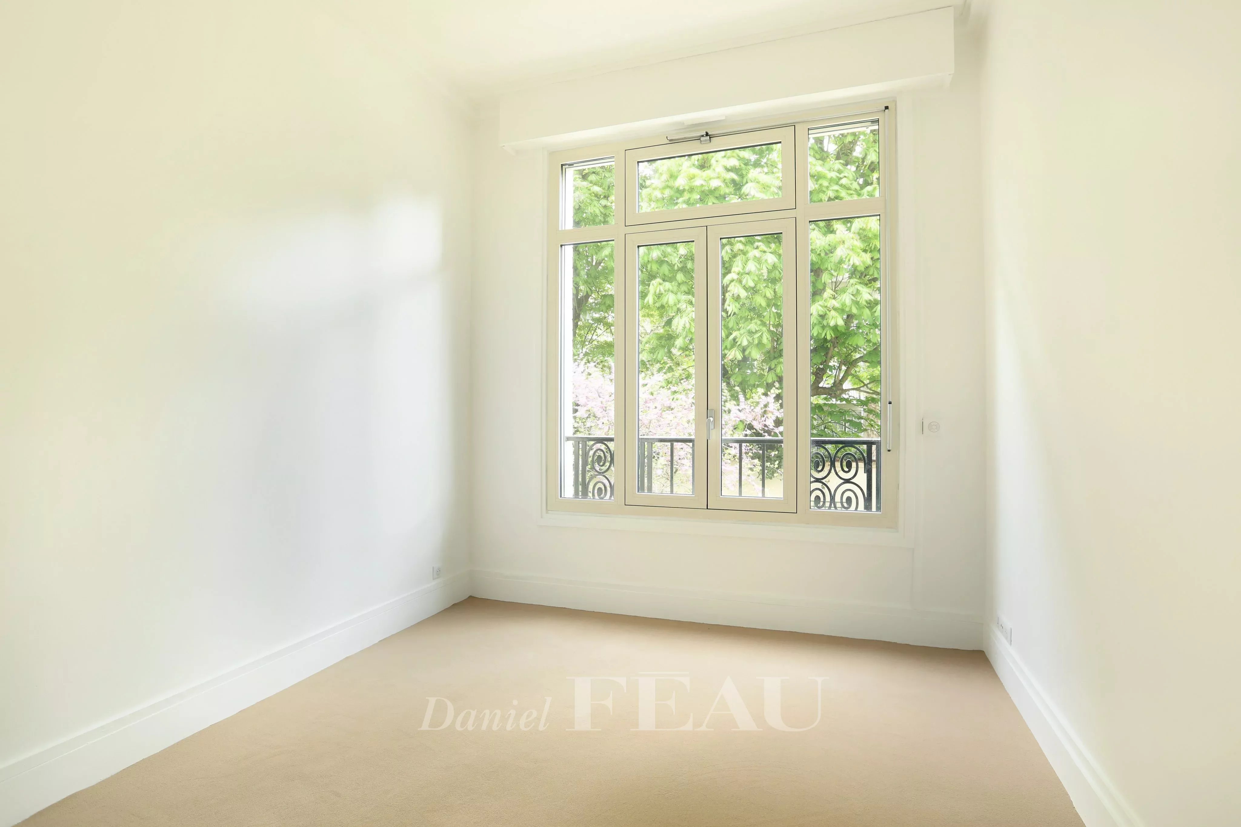 Rental Apartment Neuilly-sur-Seine