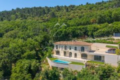 Uncluttered villa with panoramic views of the Riviera — photo 5 of 7