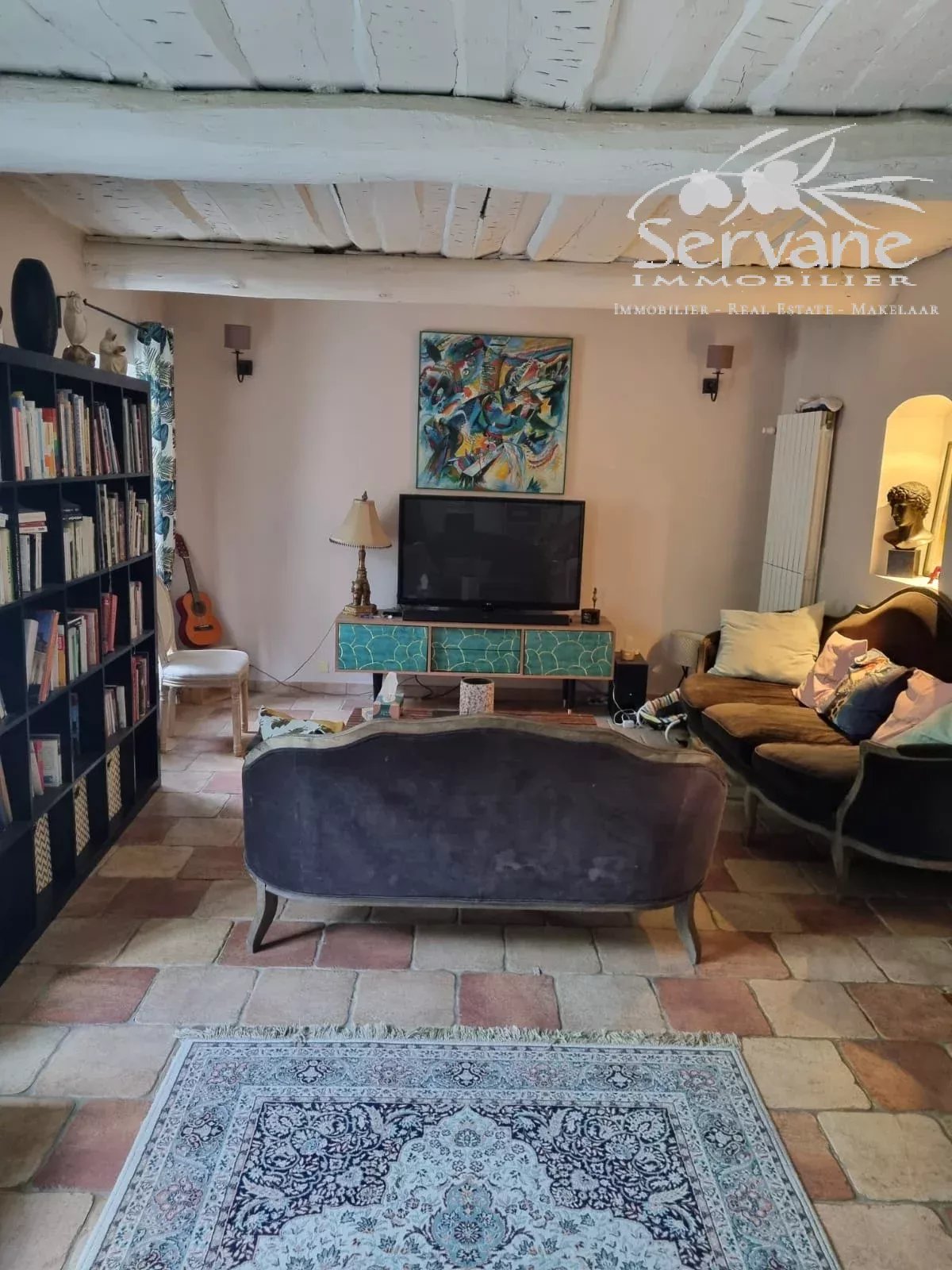 MAGNIFICENT T7 BASTIDE IN LORGUES STONE