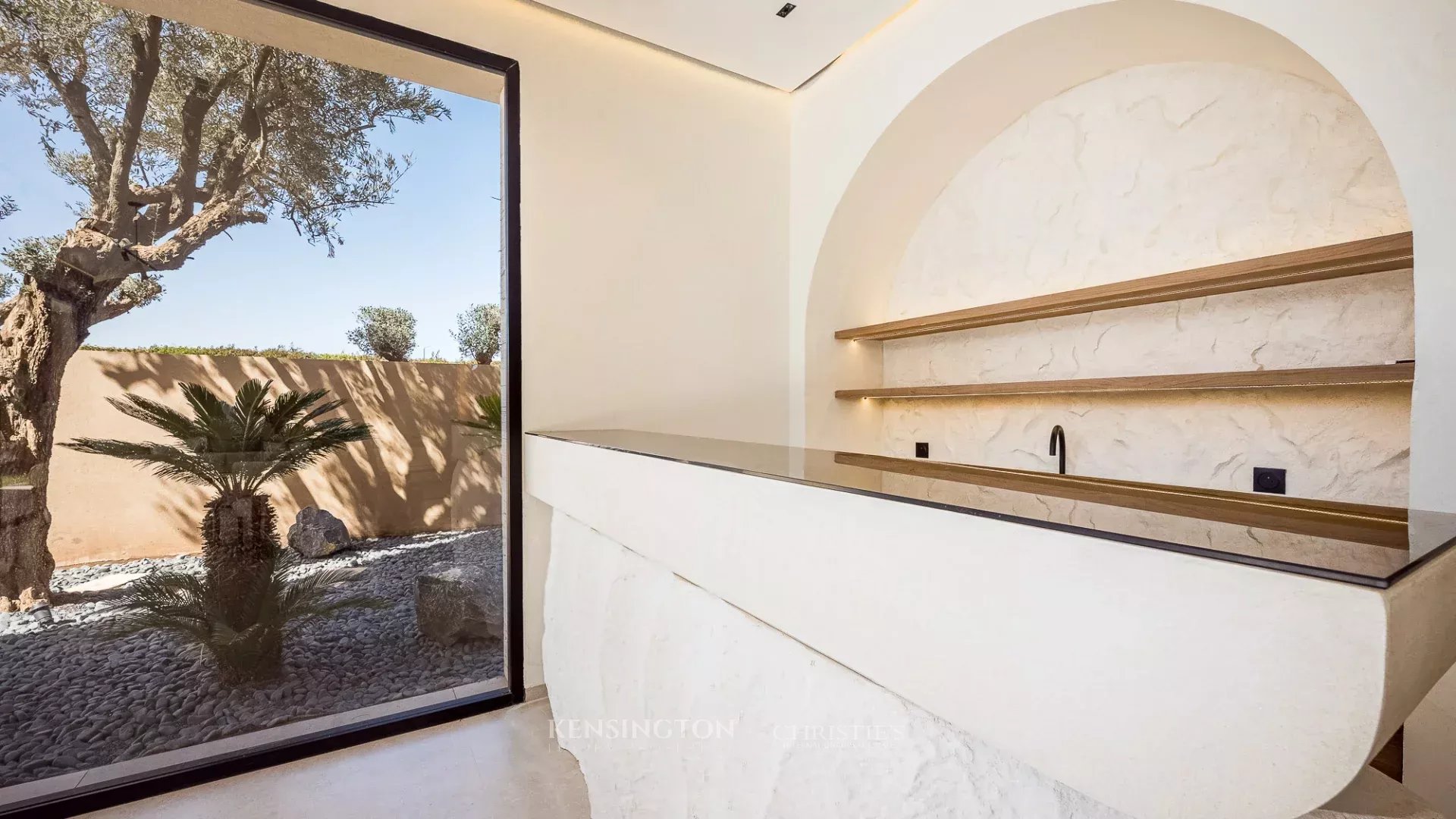 4 Bedroom Villa/Townhouse's Image 11