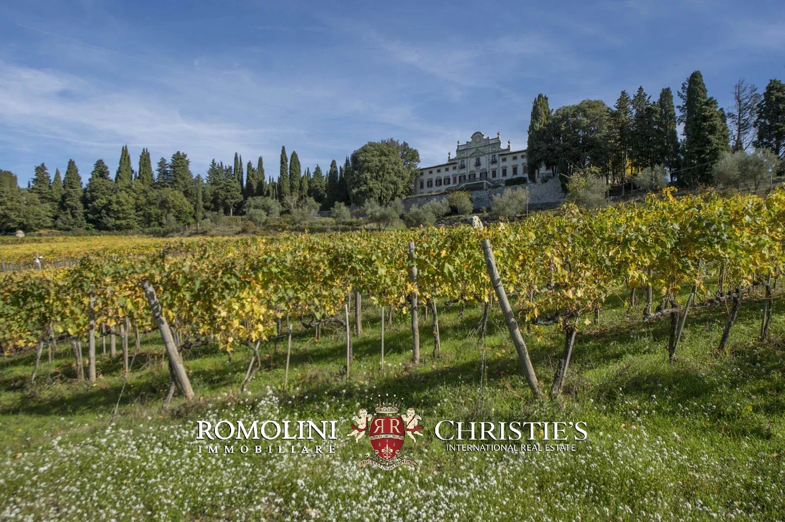 LUXURY HISTORICAL VILLA FOR SALE IN RADDA IN CHIANTI, TUSCANY