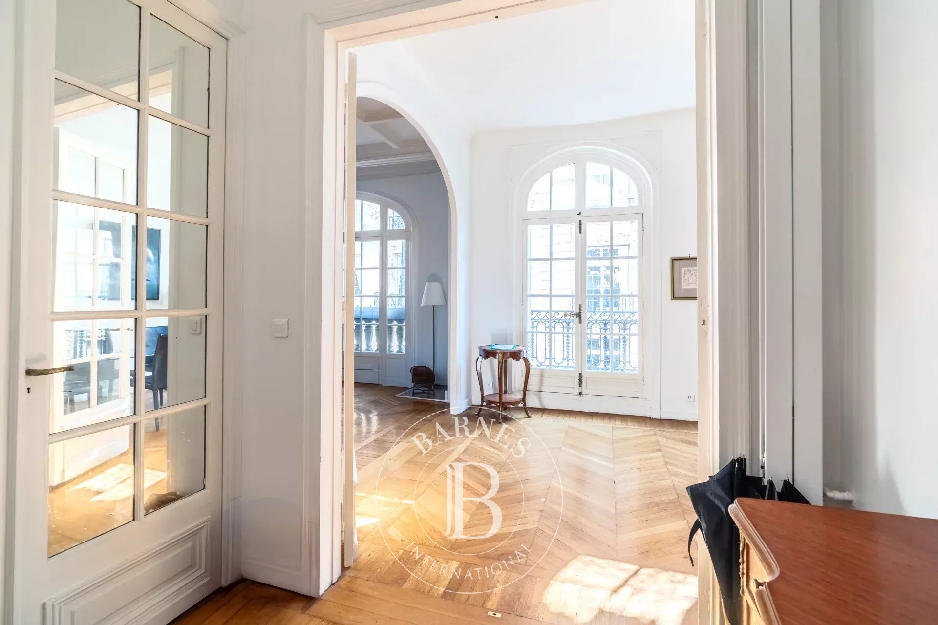Paris  - Apartment 3 Bedrooms - picture 9